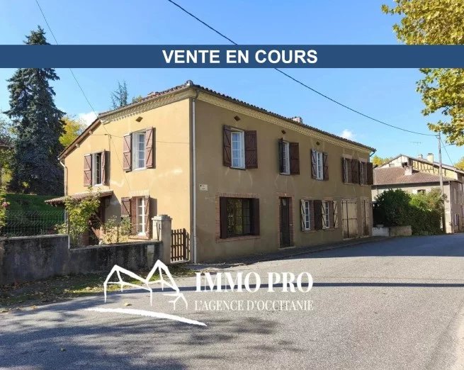 SIMORRE Grande maison de village + Grange