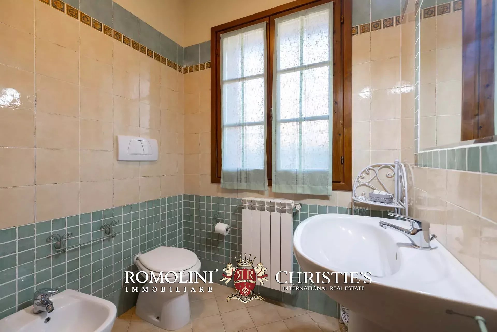 19 Bedroom Villa/Townhouse's Image 26