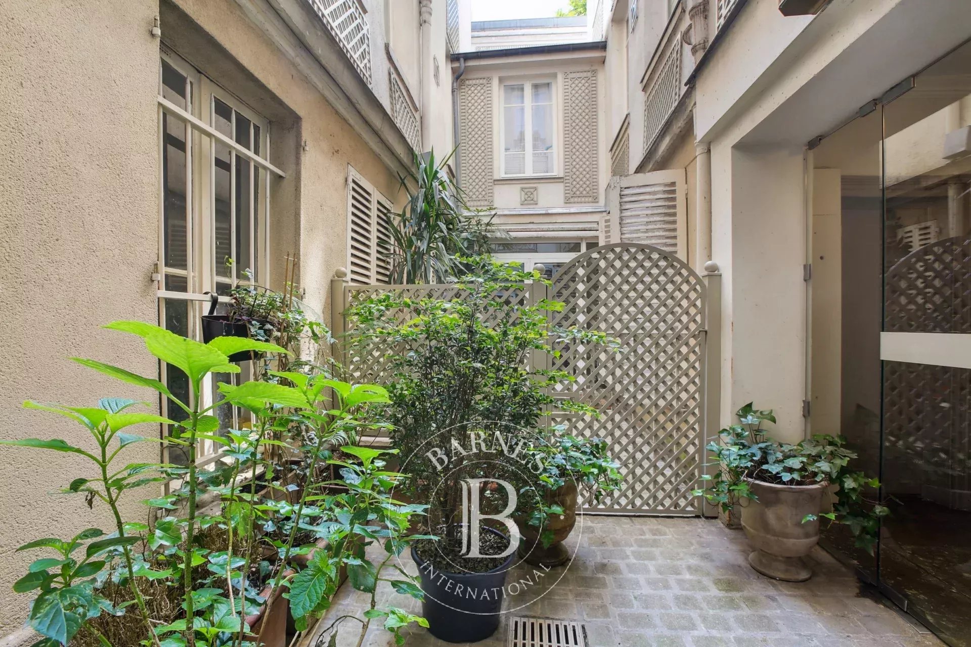 Daire Paris 6ème - picture 12