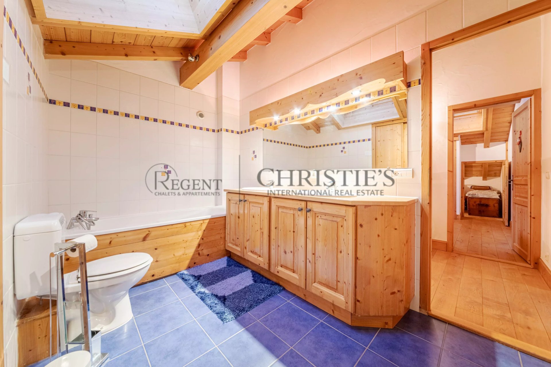 4 Bedroom Villa/Townhouse's Image 13