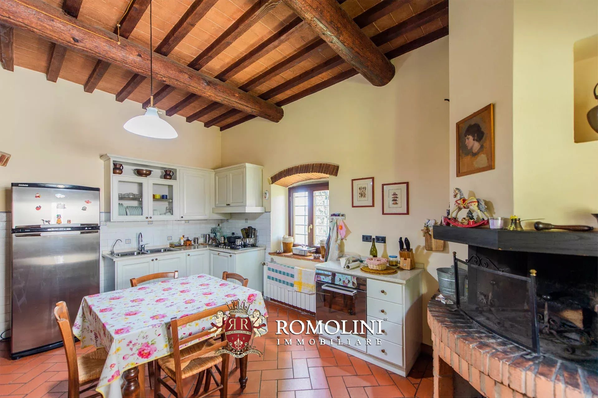 6 Bedroom Villa/Townhouse's Image 31