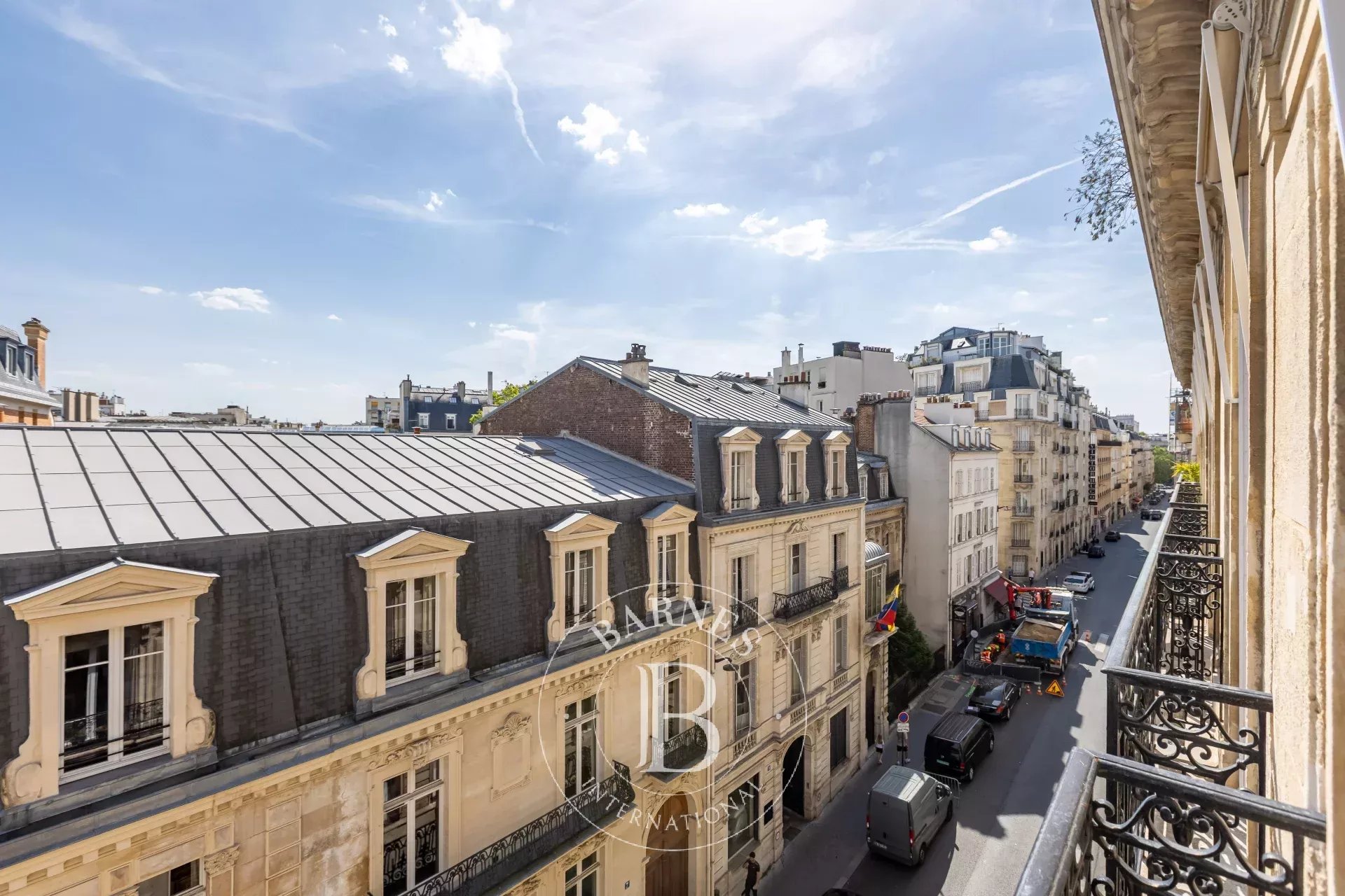 Paris  - Apartment 4 Bedrooms - picture 4