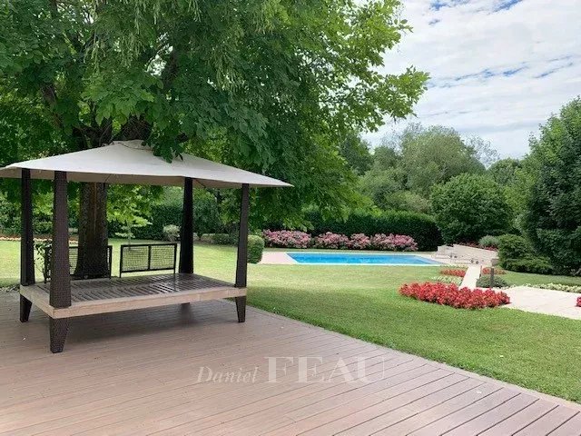 4 Bedroom Villa/Townhouse's Image 15