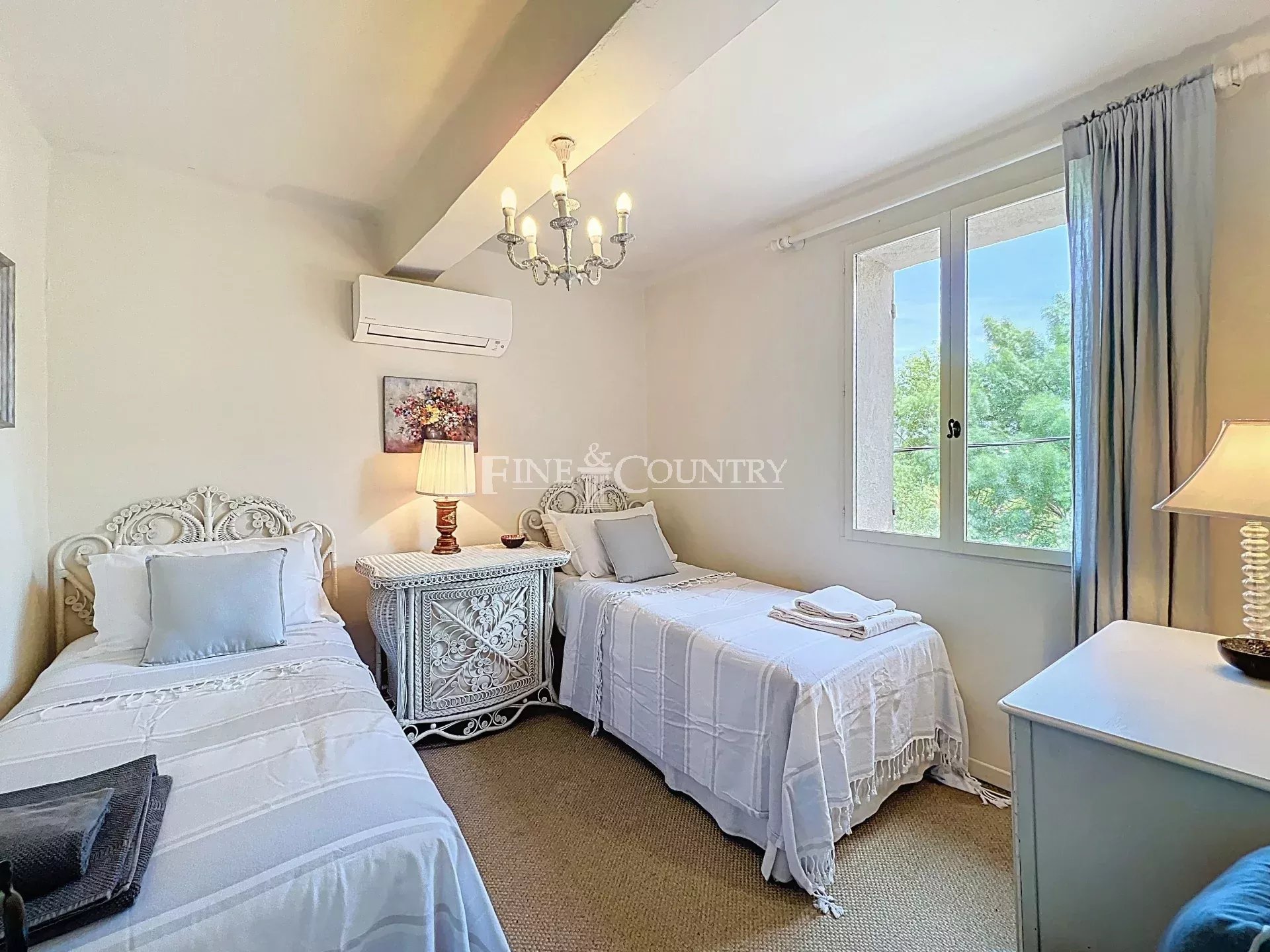 Photo of French Farmhouse for sale in Provence