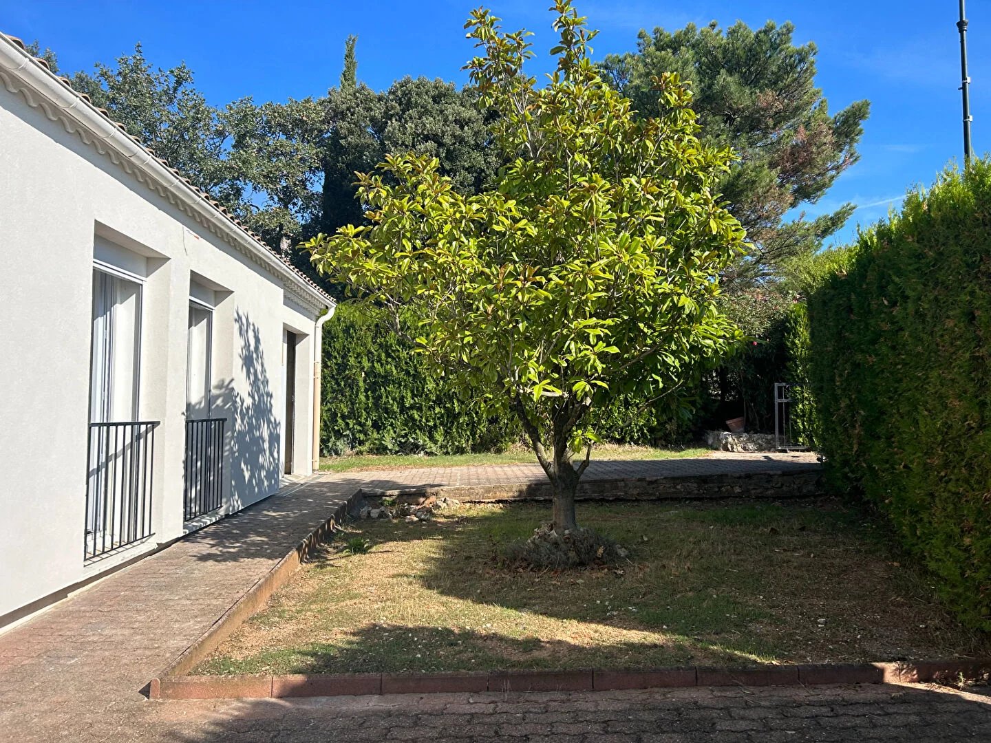 Villa à louer sur la Garde Adhémar