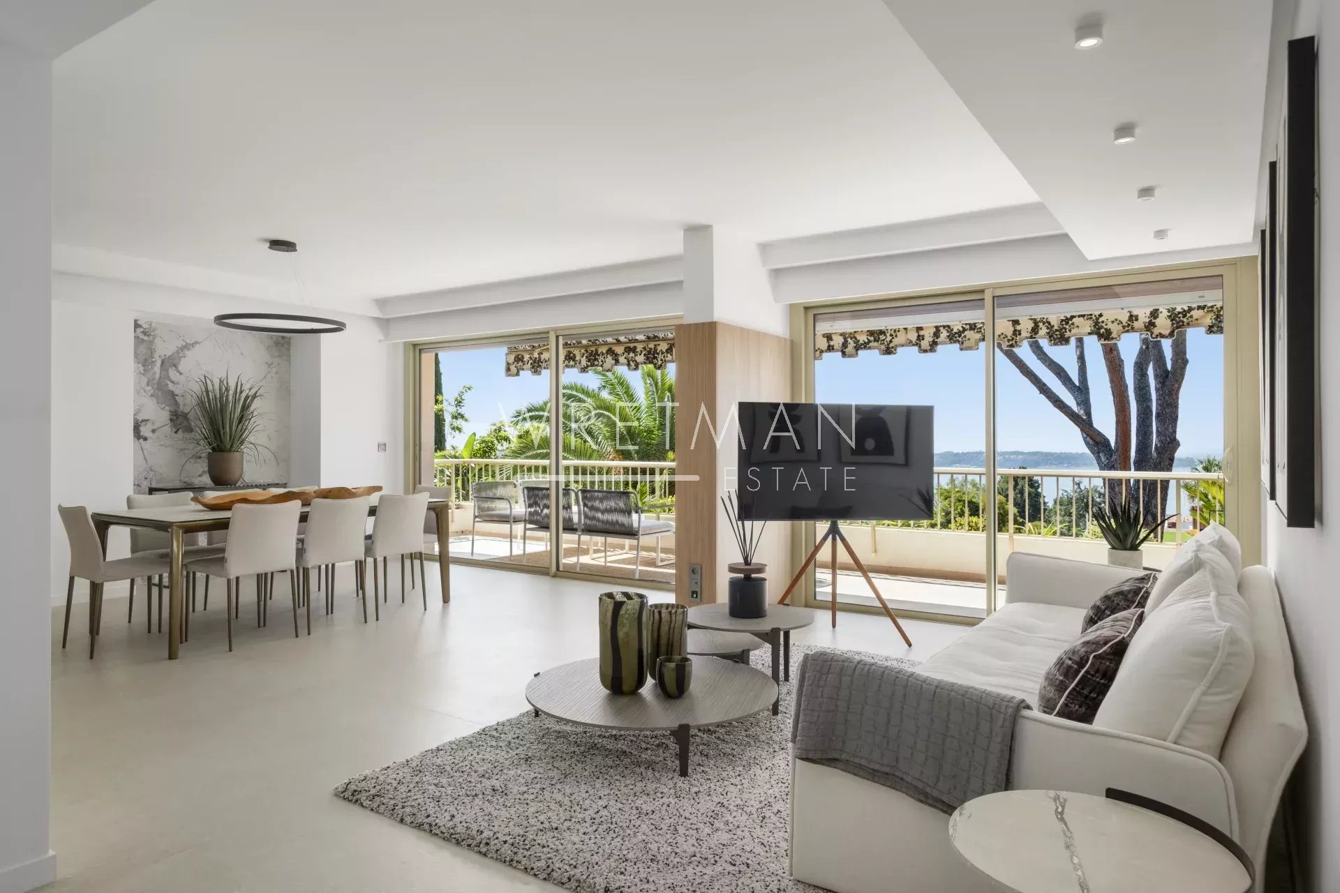 Appartement 5 pièces entièrement rénové avec vue mer panoramique - Cannes Californie