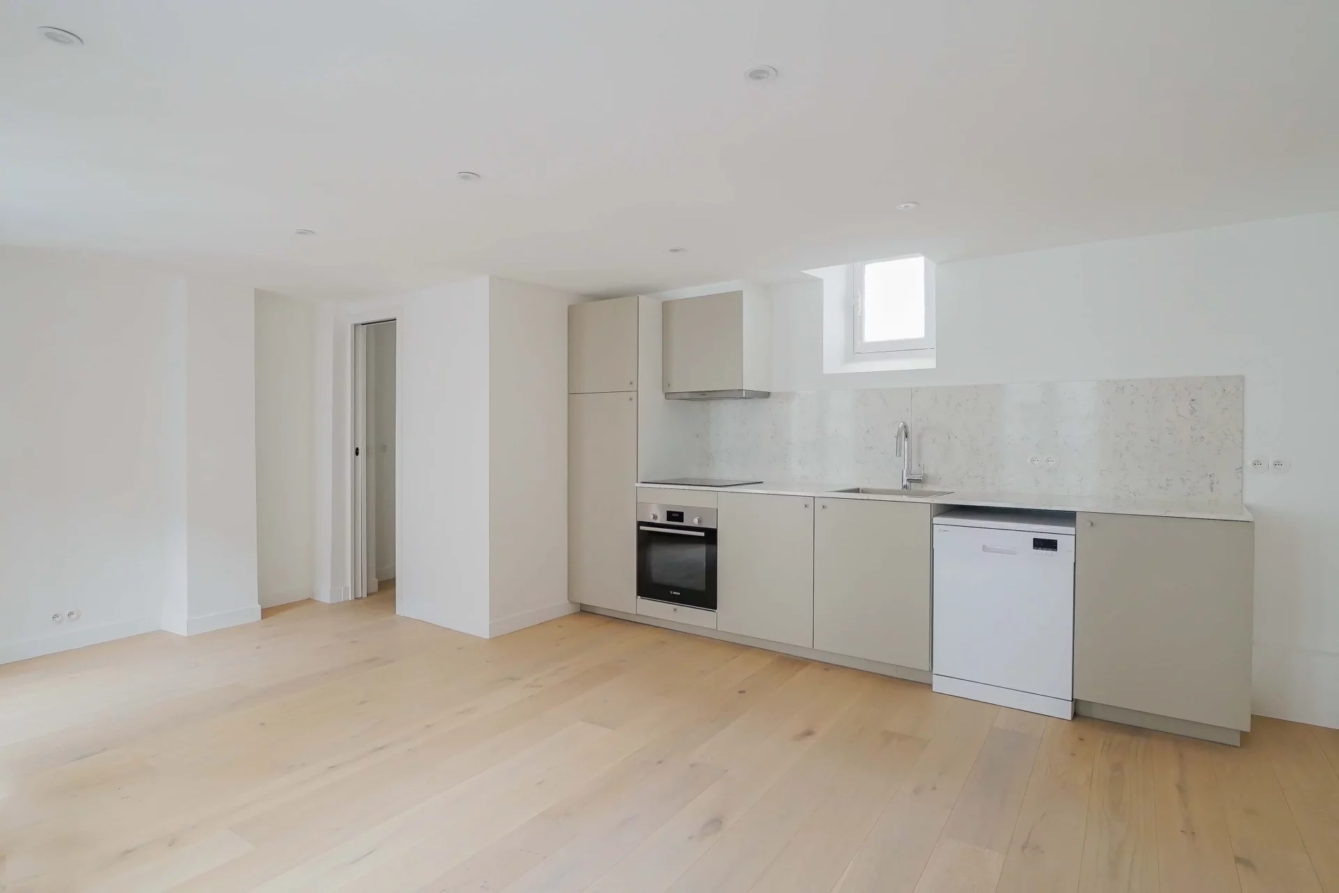 Paris 3e - RUE DU TEMPLE / SAINTE-AVOYE