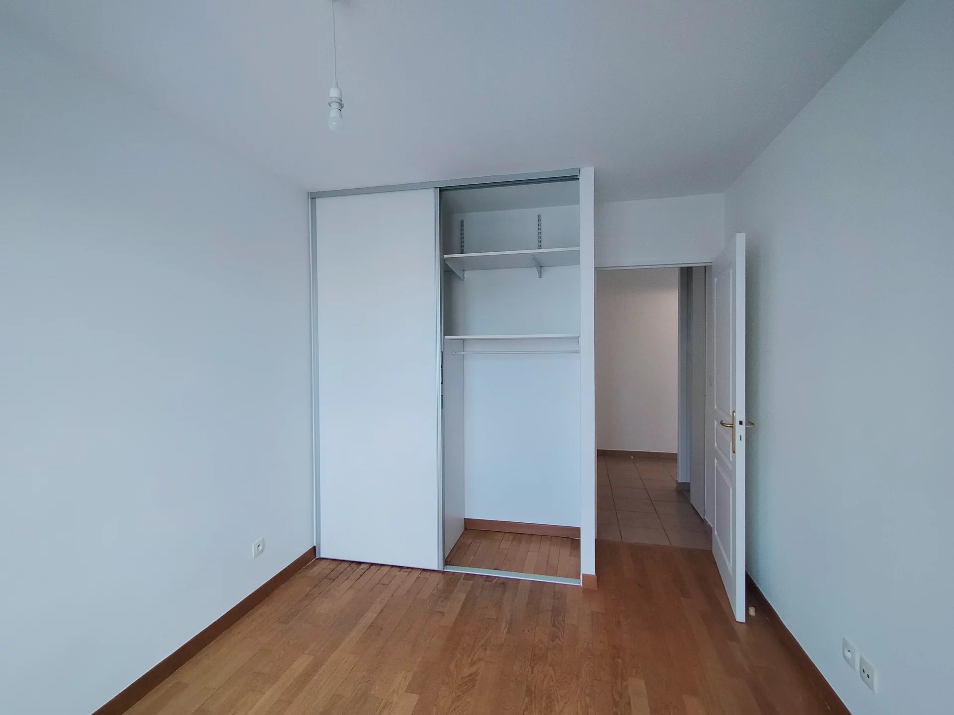 4435162 Location Lyon 8ème