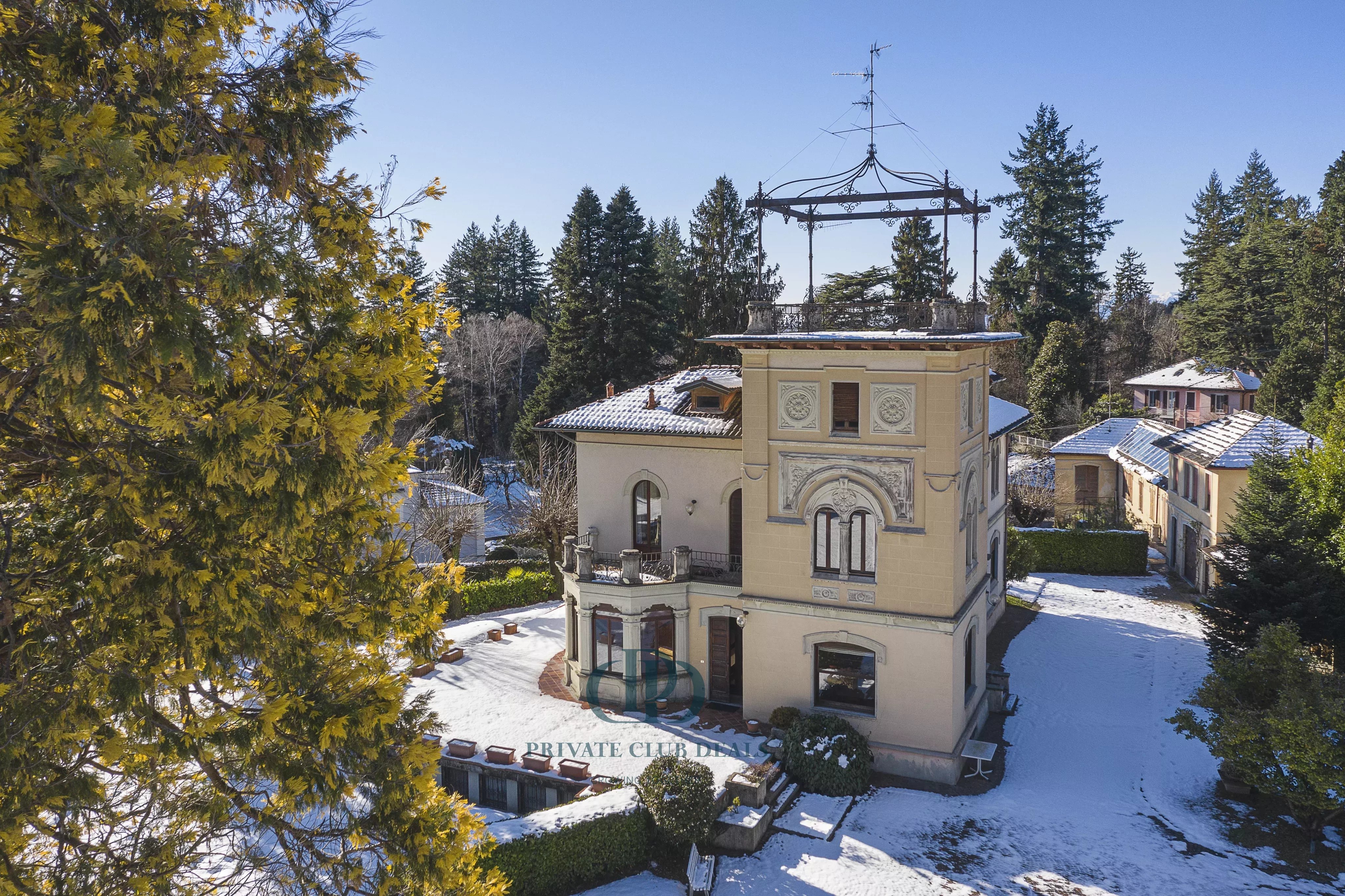 Villa Varese - picture 40