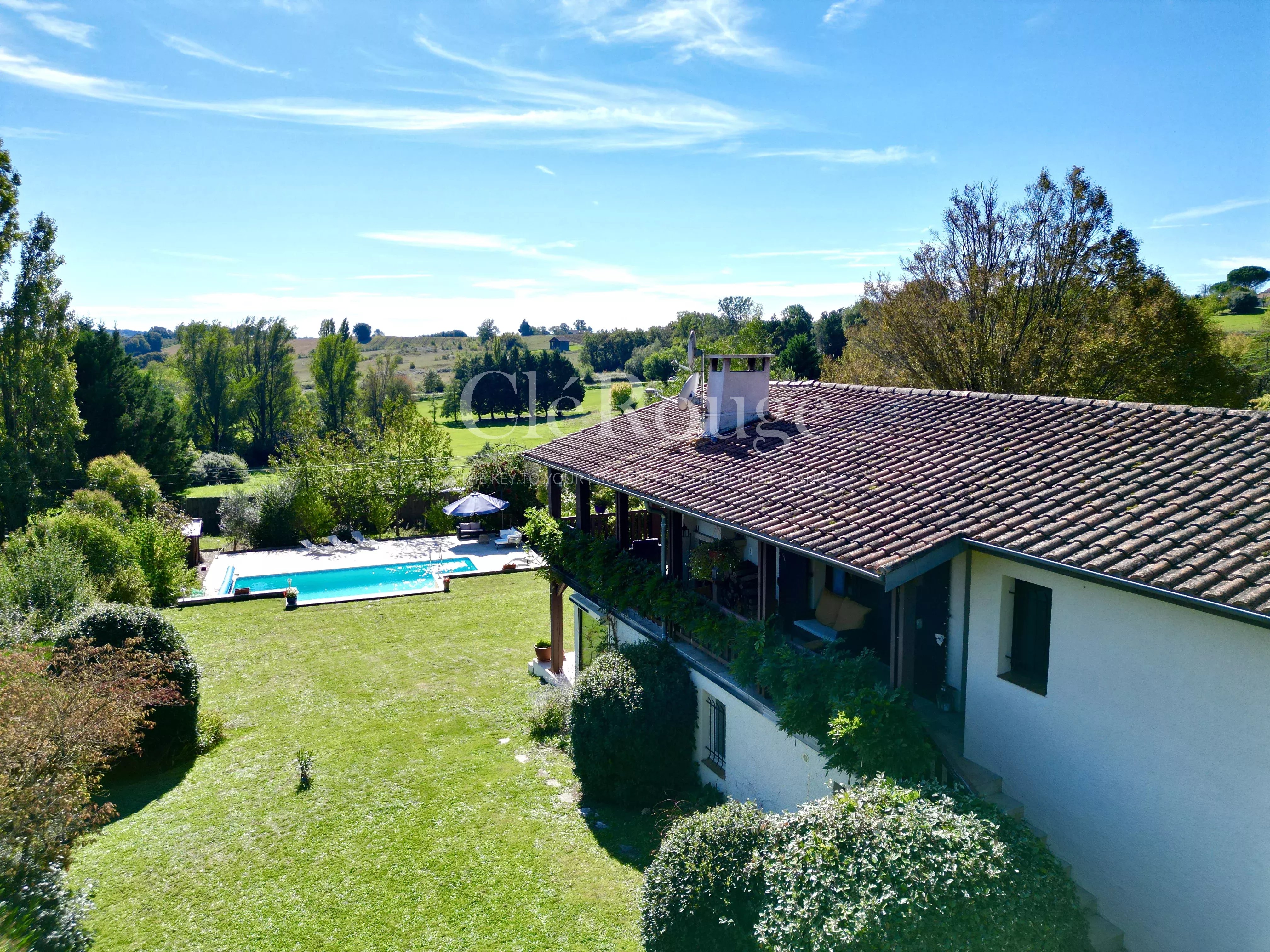 House in Allemans - Image 5