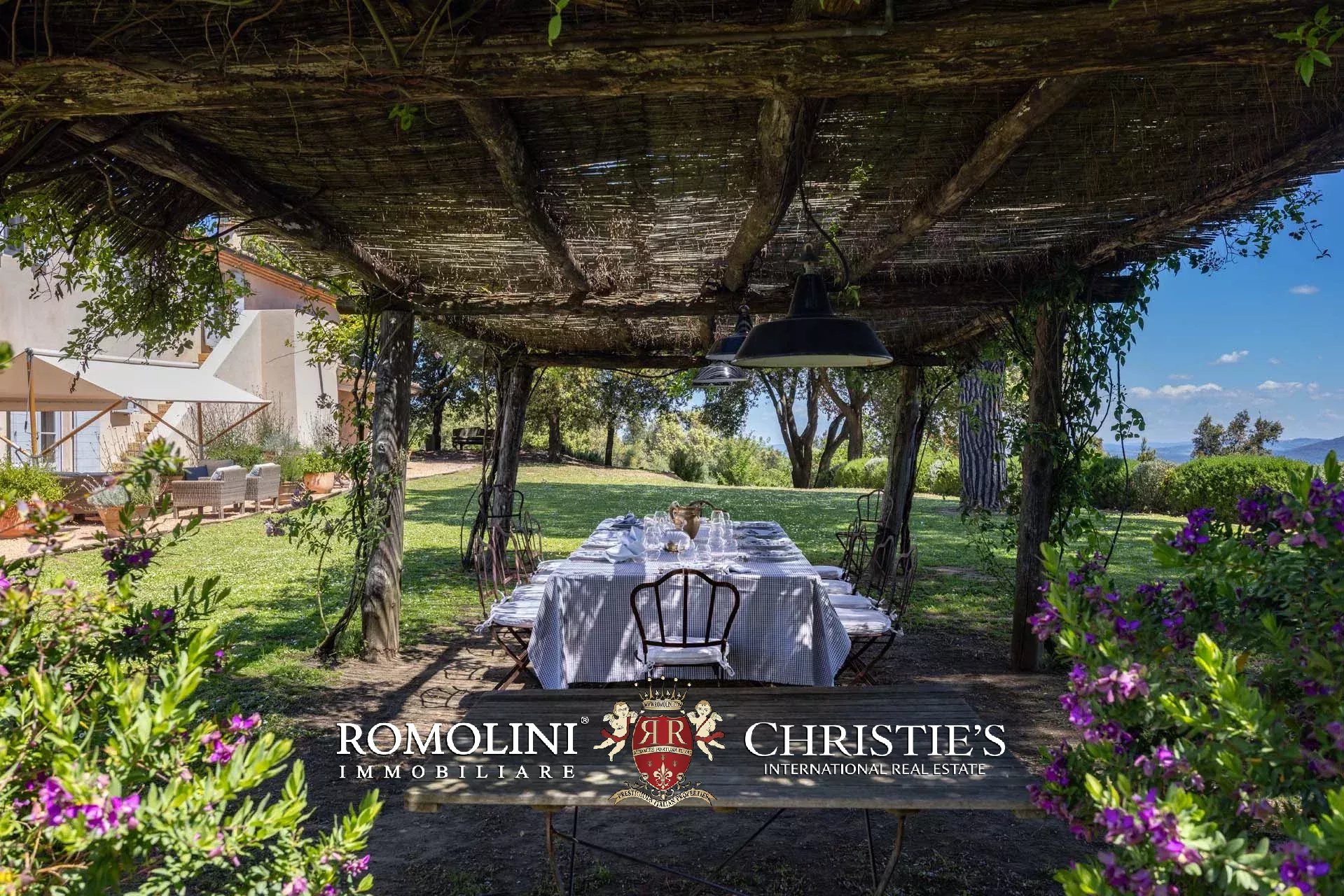 EQUESTRIAN SEA VIEW WINE ESTATE WITH VINEYARDS FOR SALE CLOSE TO BOLGHERI, TUSCANY