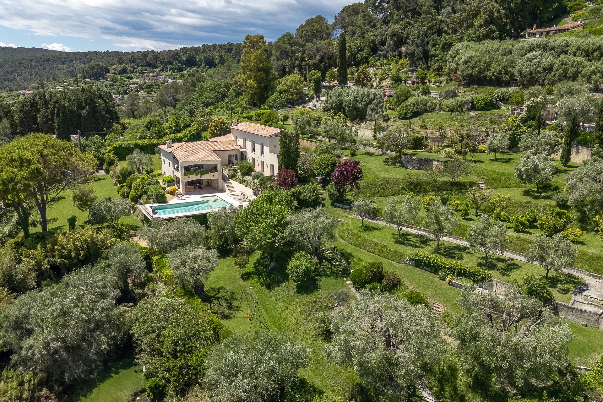 La Colle-sur-Loup : Villa provençale avec vue mer