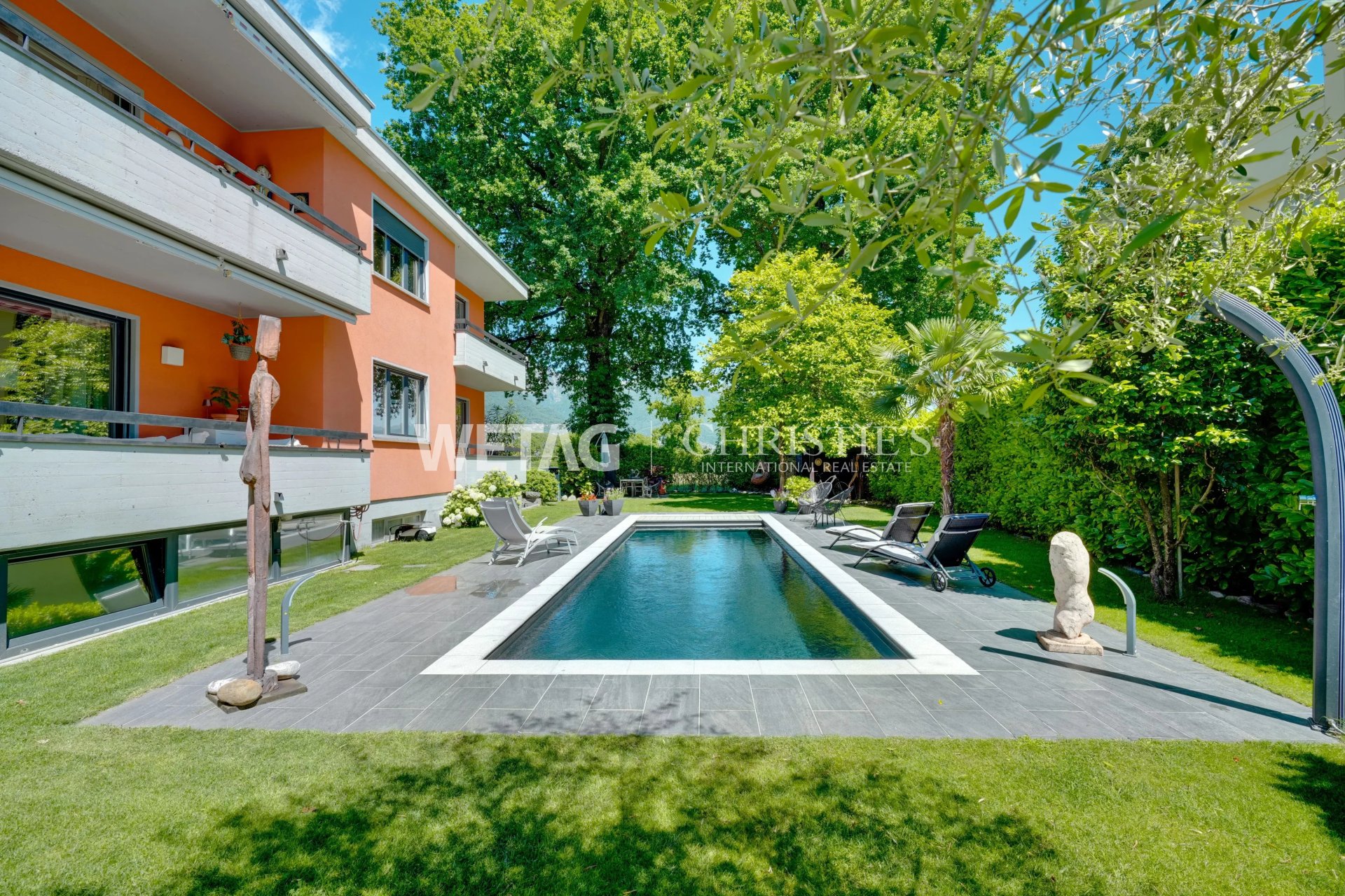 7 Bedroom Villa/Townhouse's Image 11