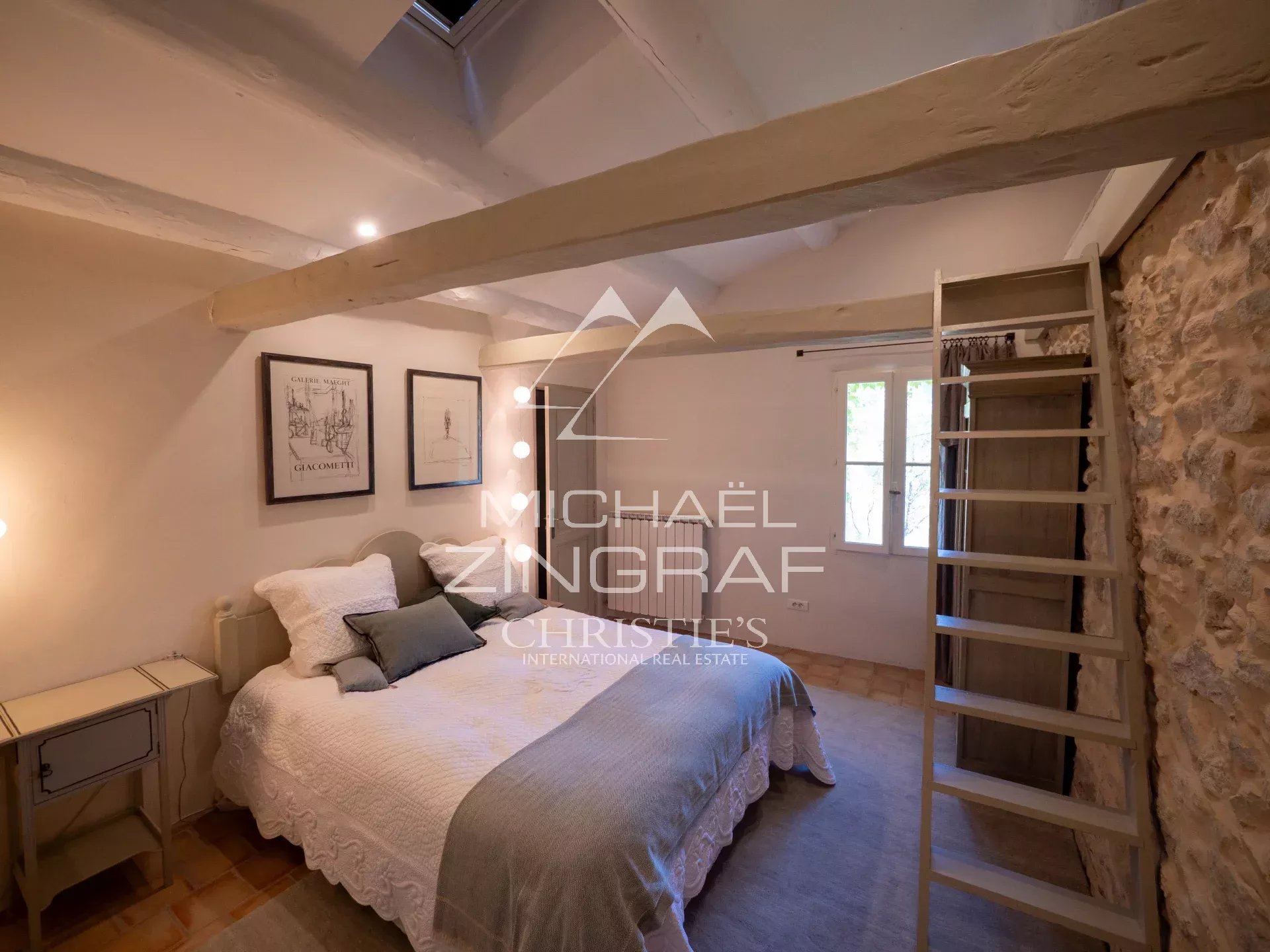 5 Bedroom Villa/Townhouse's Image 22