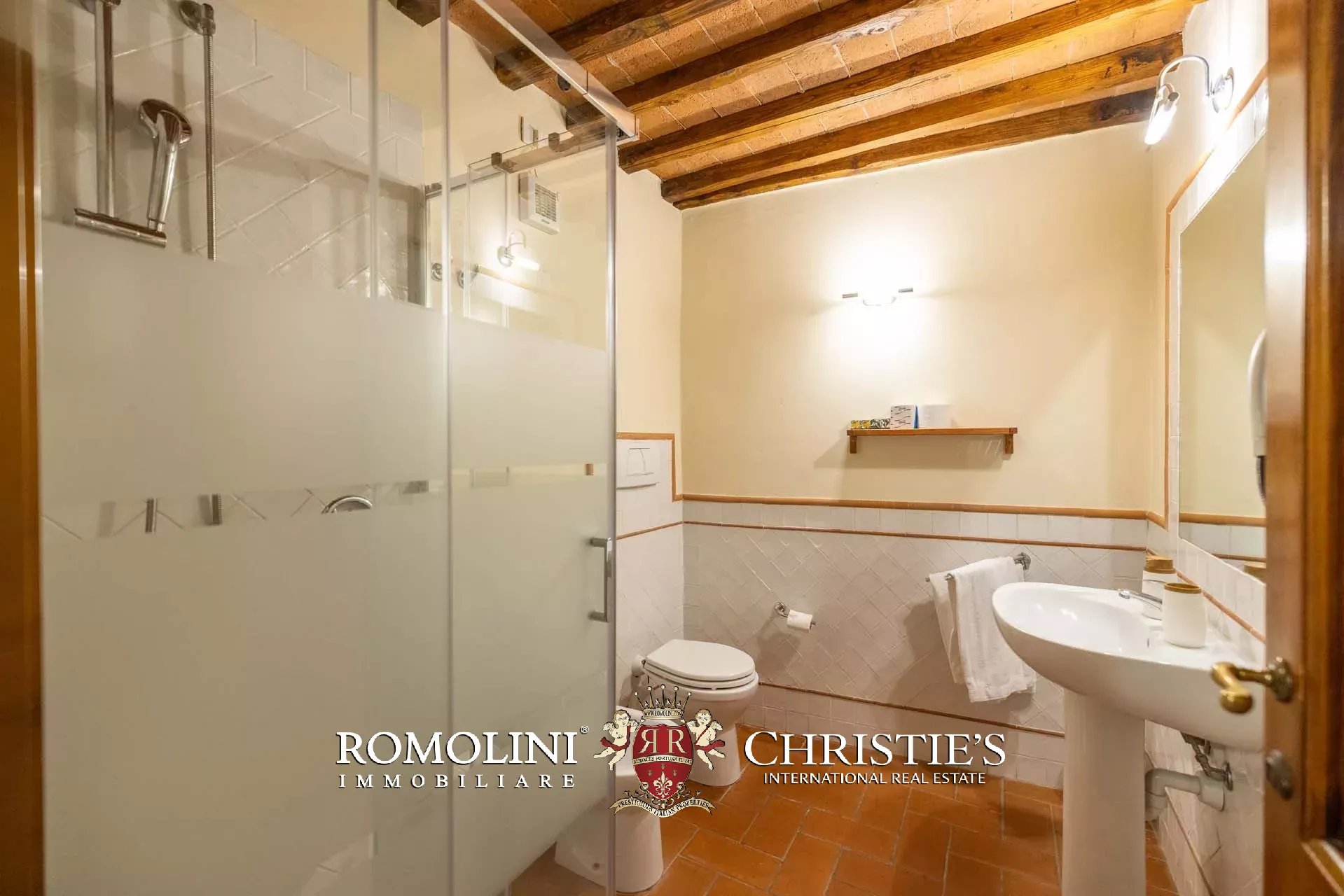 37 Bedroom Villa/Townhouse's Image 97