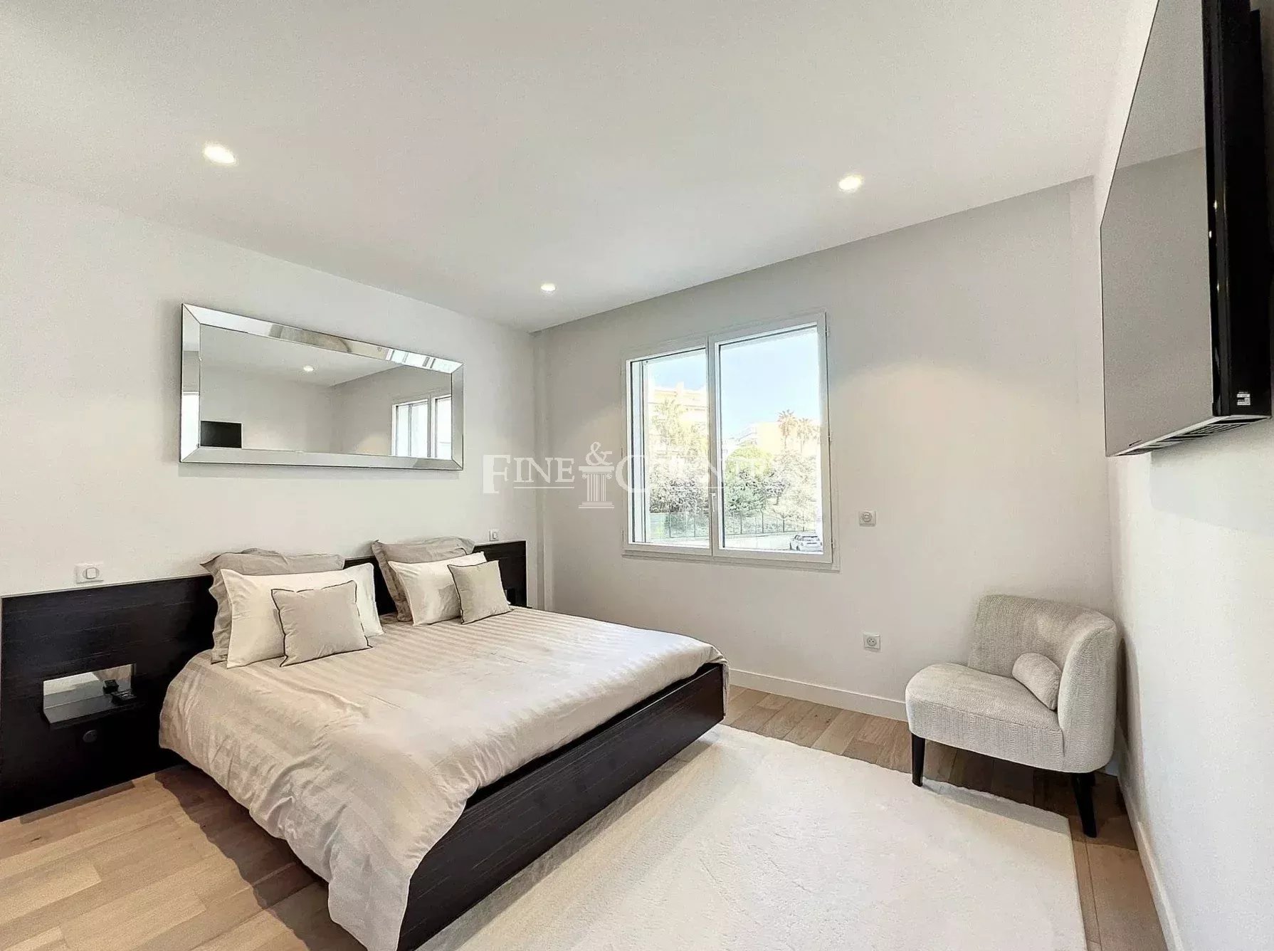 Photo of 2 Bedroom Apartment for Sale - Cannes Croisette