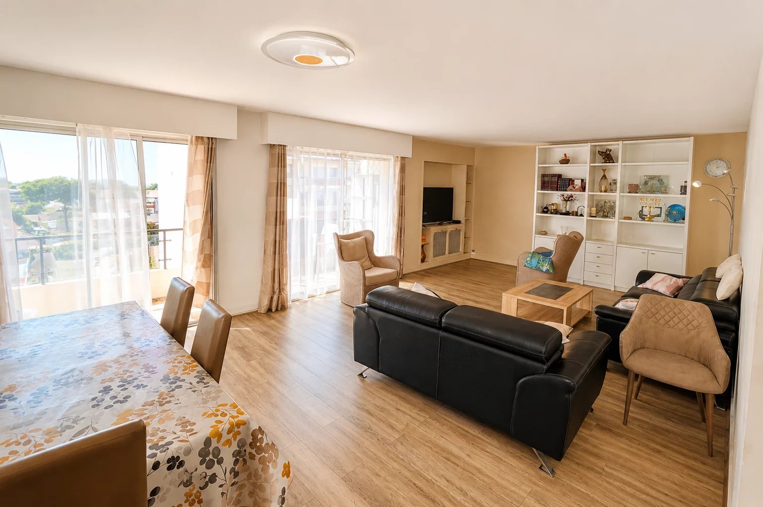 Bel appartement de 120 m² aux Pavillons-sous-Bois