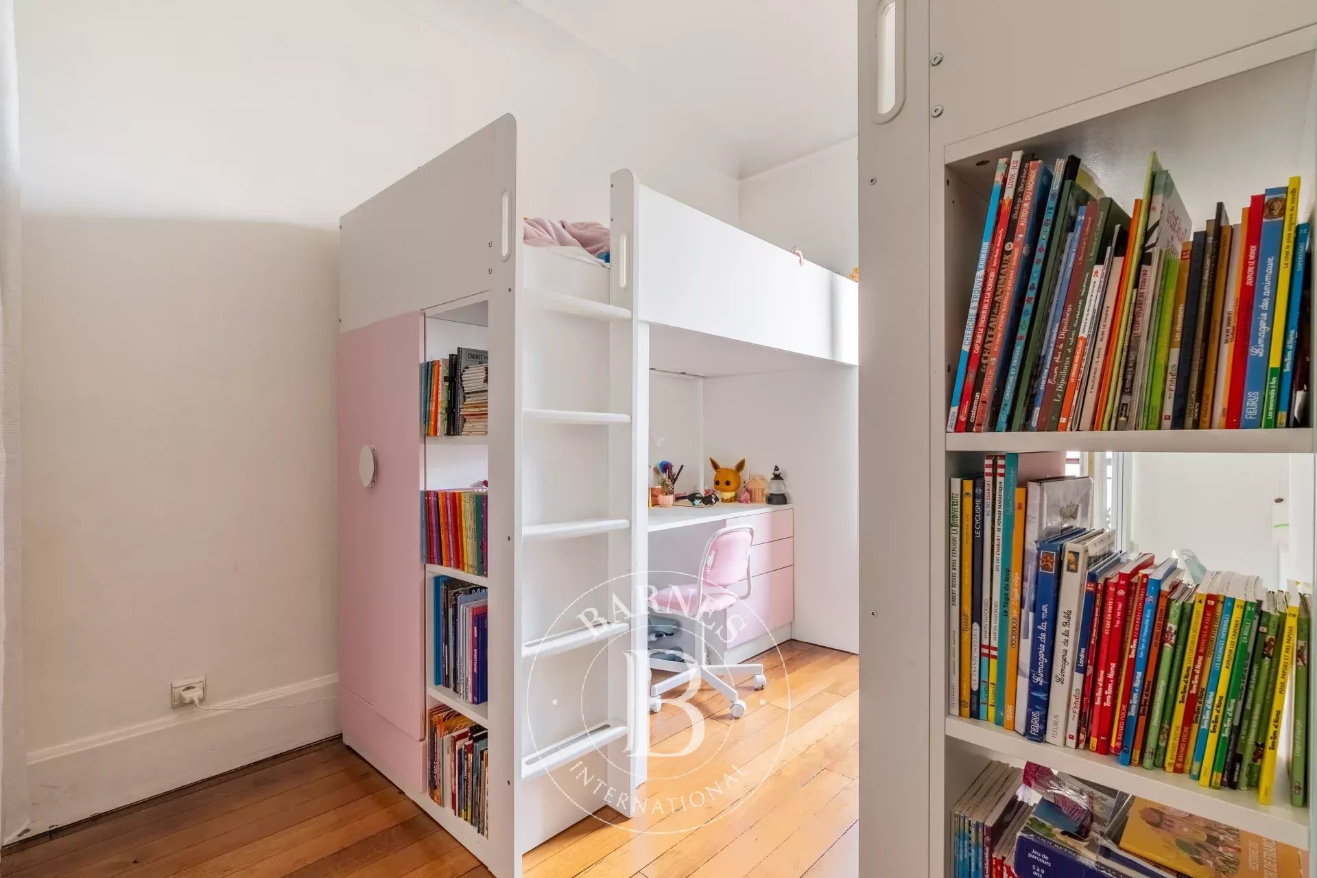 Daire Levallois-Perret - picture 13