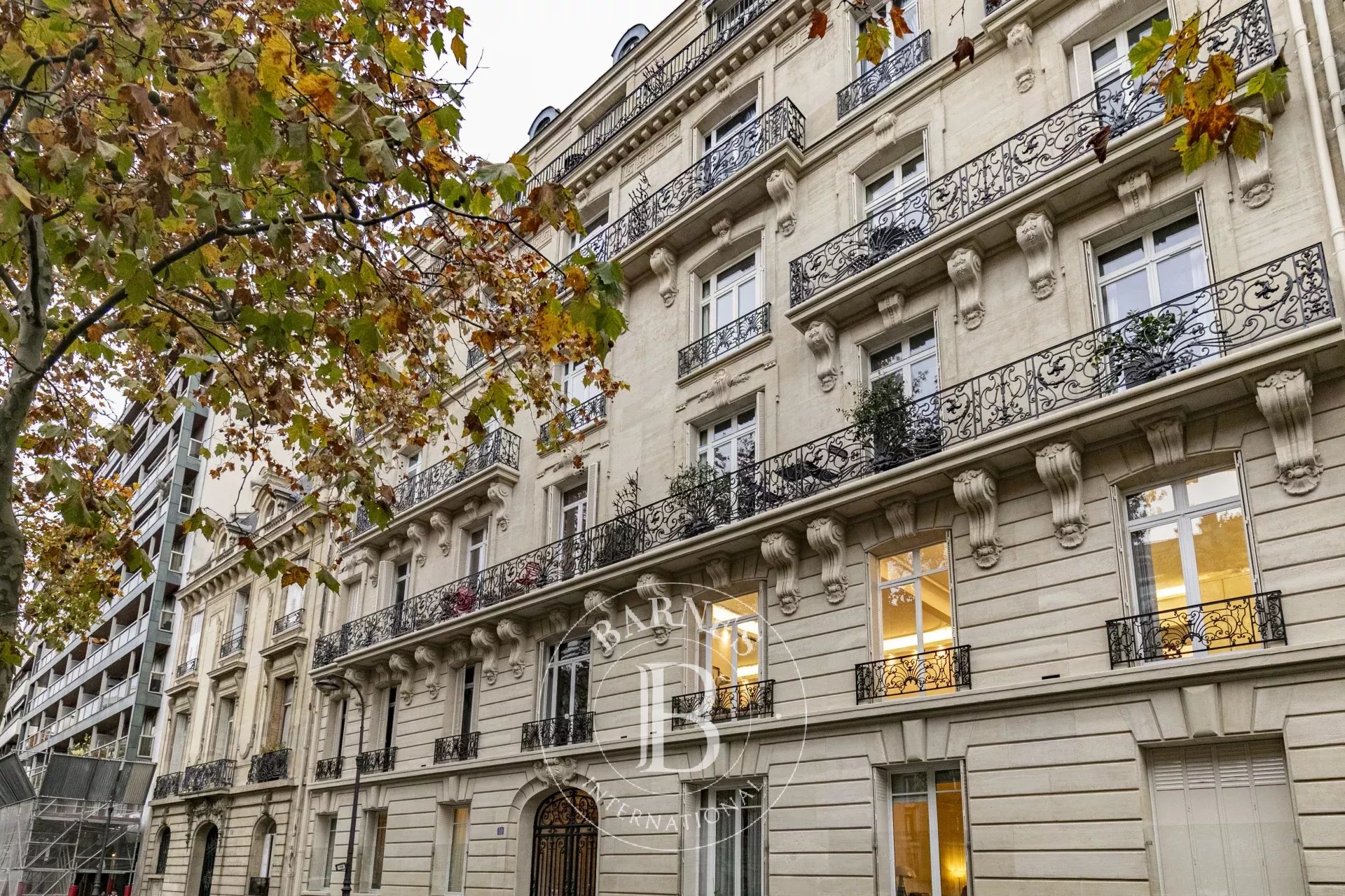 Paris  - Apartment 4 Bedrooms - picture 9