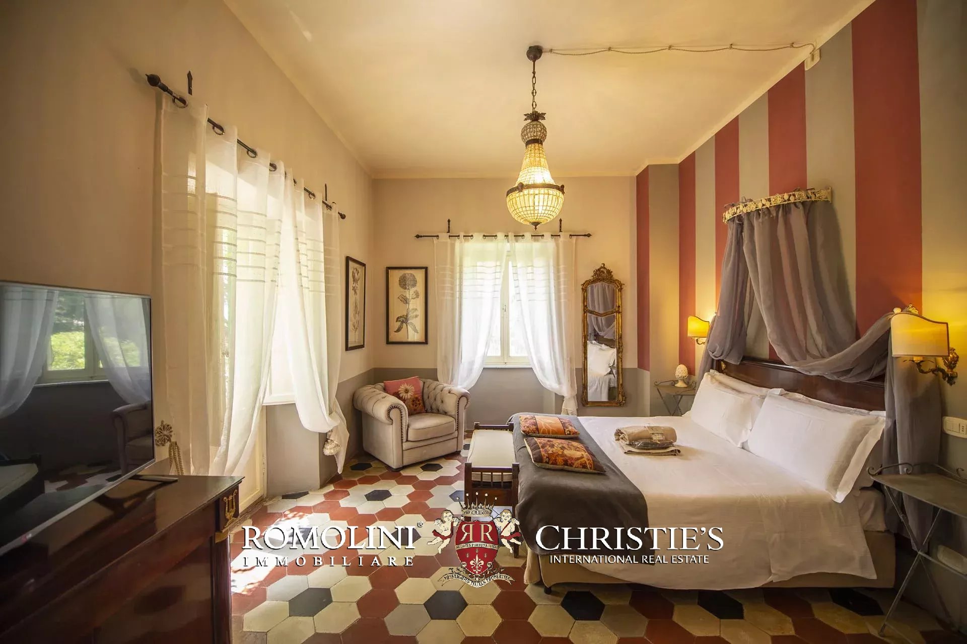 12 Bedroom Villa/Townhouse's Image 54