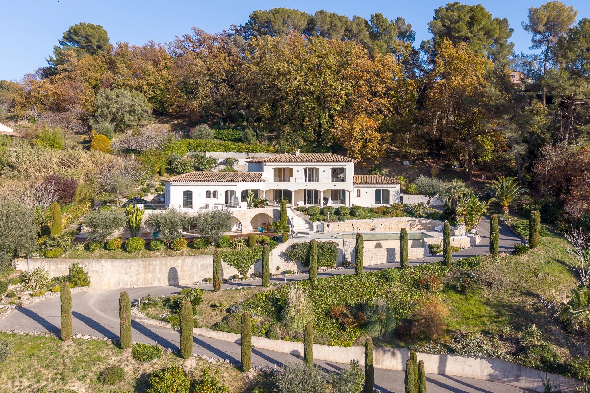 Exceptional Villa with Panoramic Views over Saint-Paul de Vence