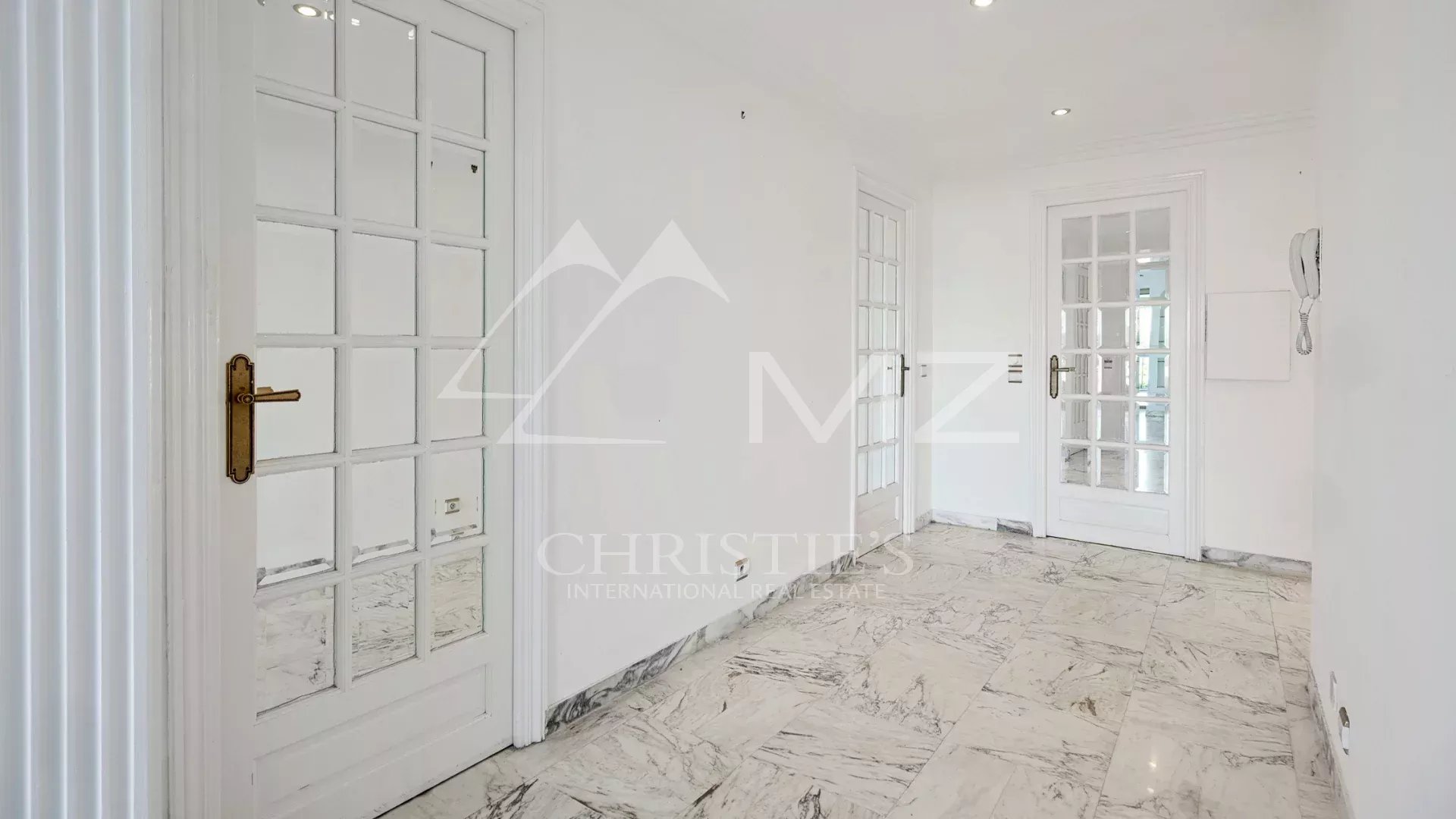 2 Bedroom Apartment/Flat's Image 4