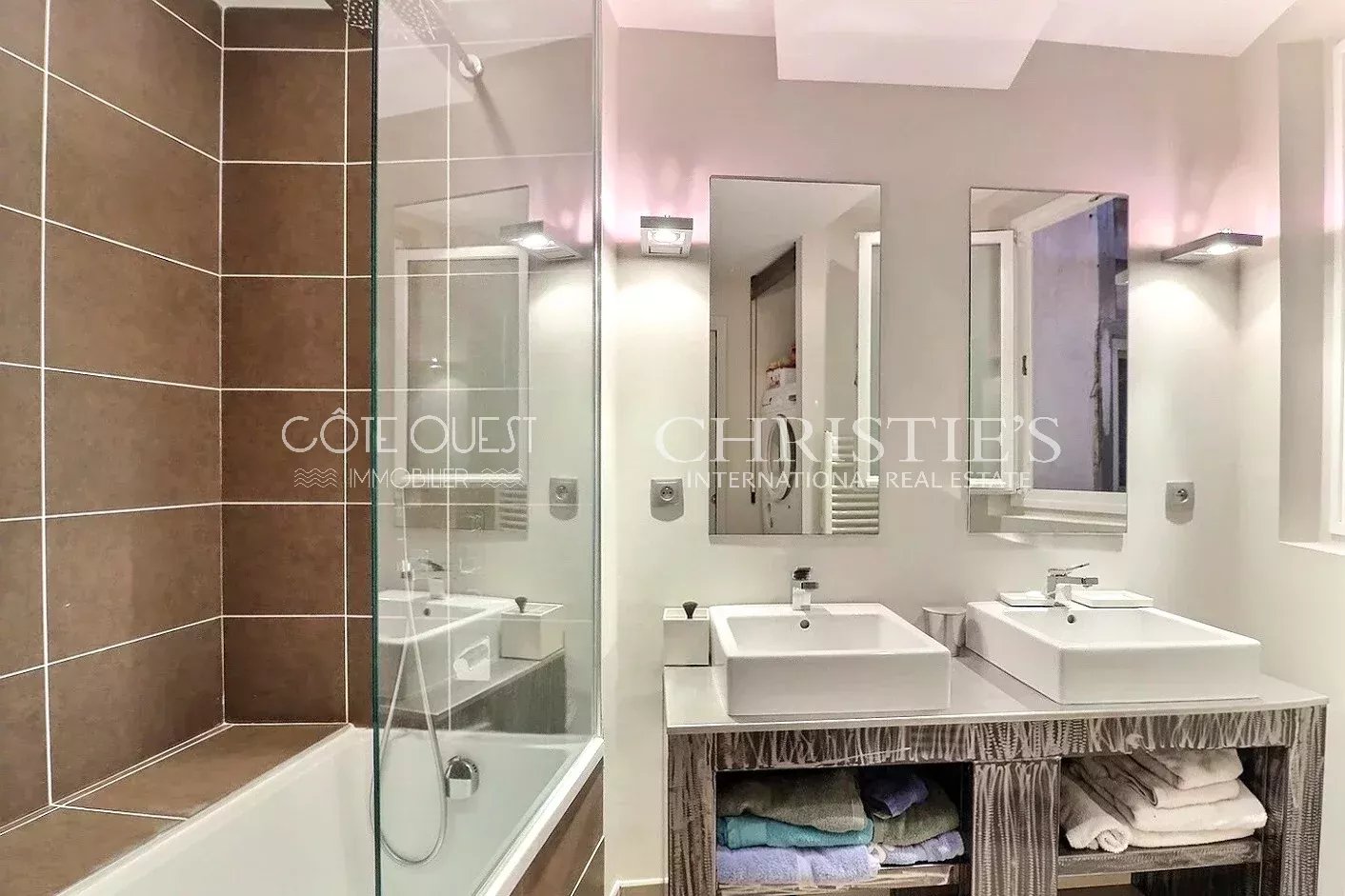 4 Bedroom Apartment/Flat's Image 6