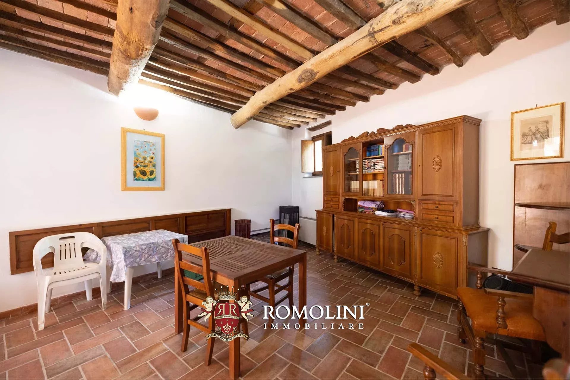 11 Bedroom Villa/Townhouse's Image 32