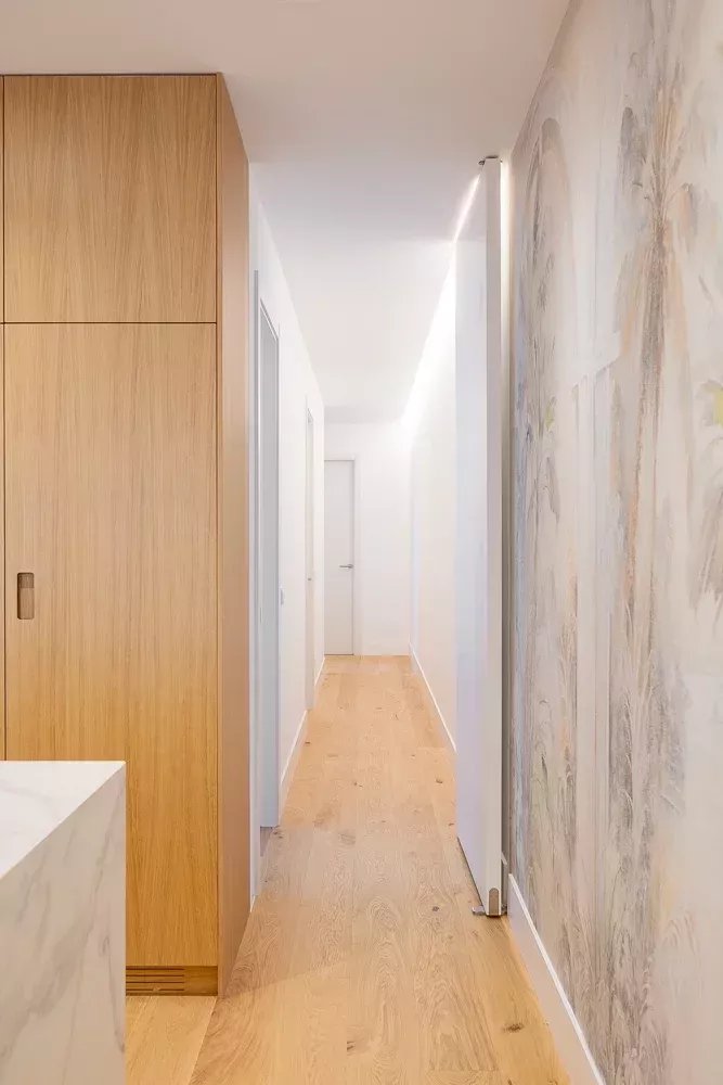 Fully Renovated Apartment in the Heart of Salamanca - picture 16
