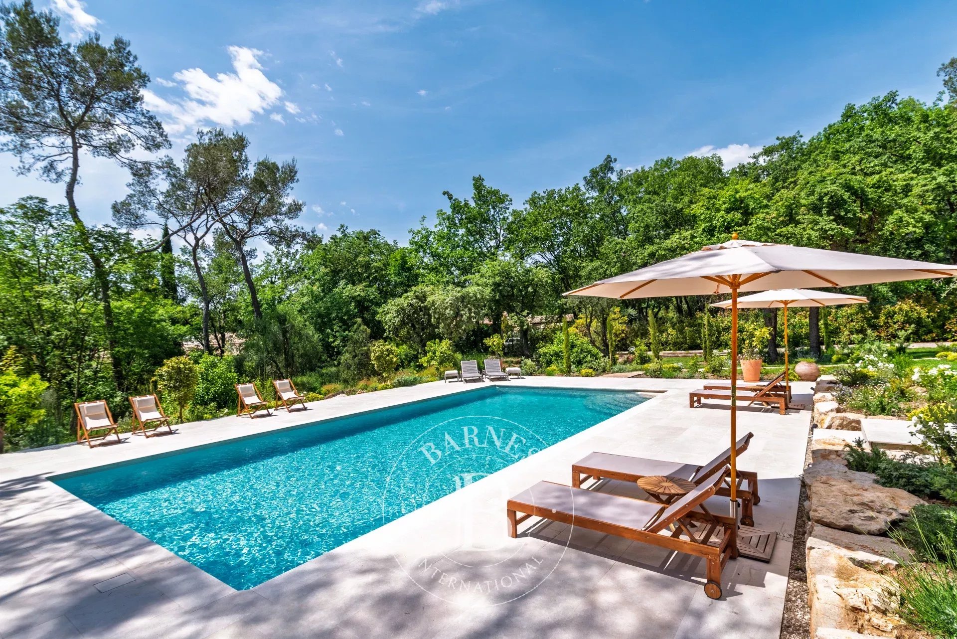 Вилла Roquefort-les-Pins