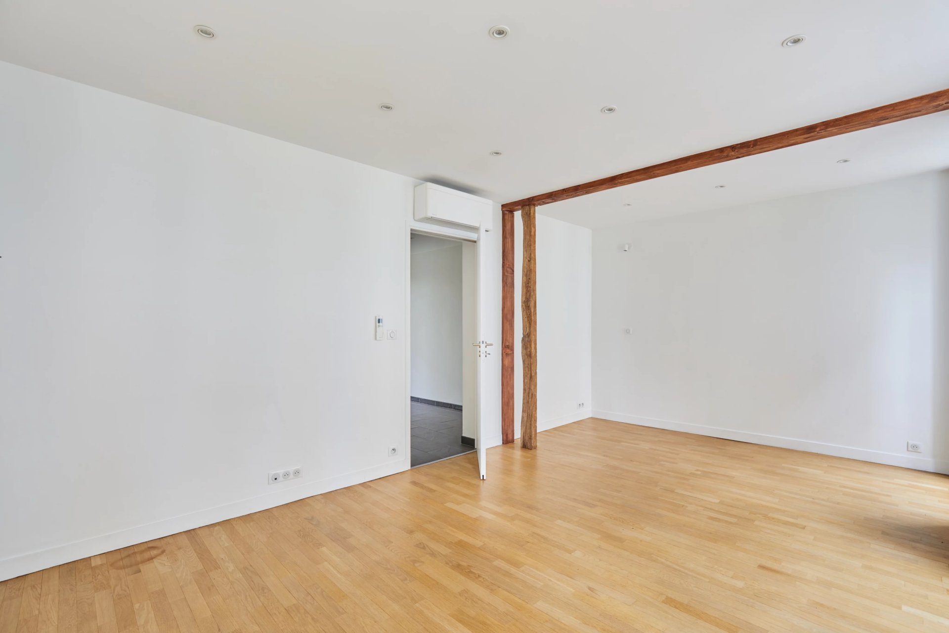 2 Bedroom Apartment/Flat's Image 13