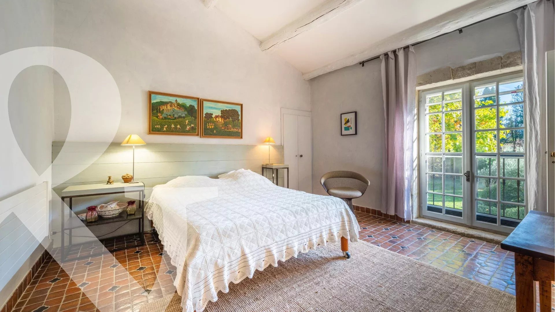 AU COEUR D'UN MAGNIFIQUE PARC BUCOLIQUE