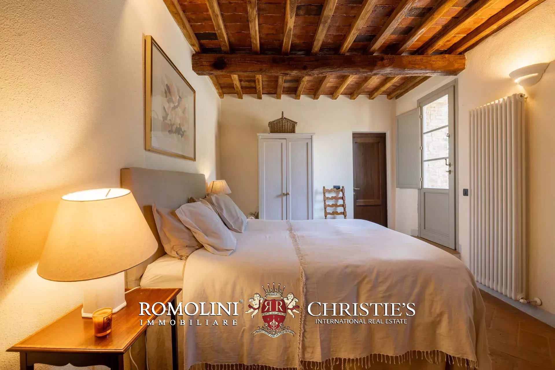 6 Bedroom Villa/Townhouse's Image 43
