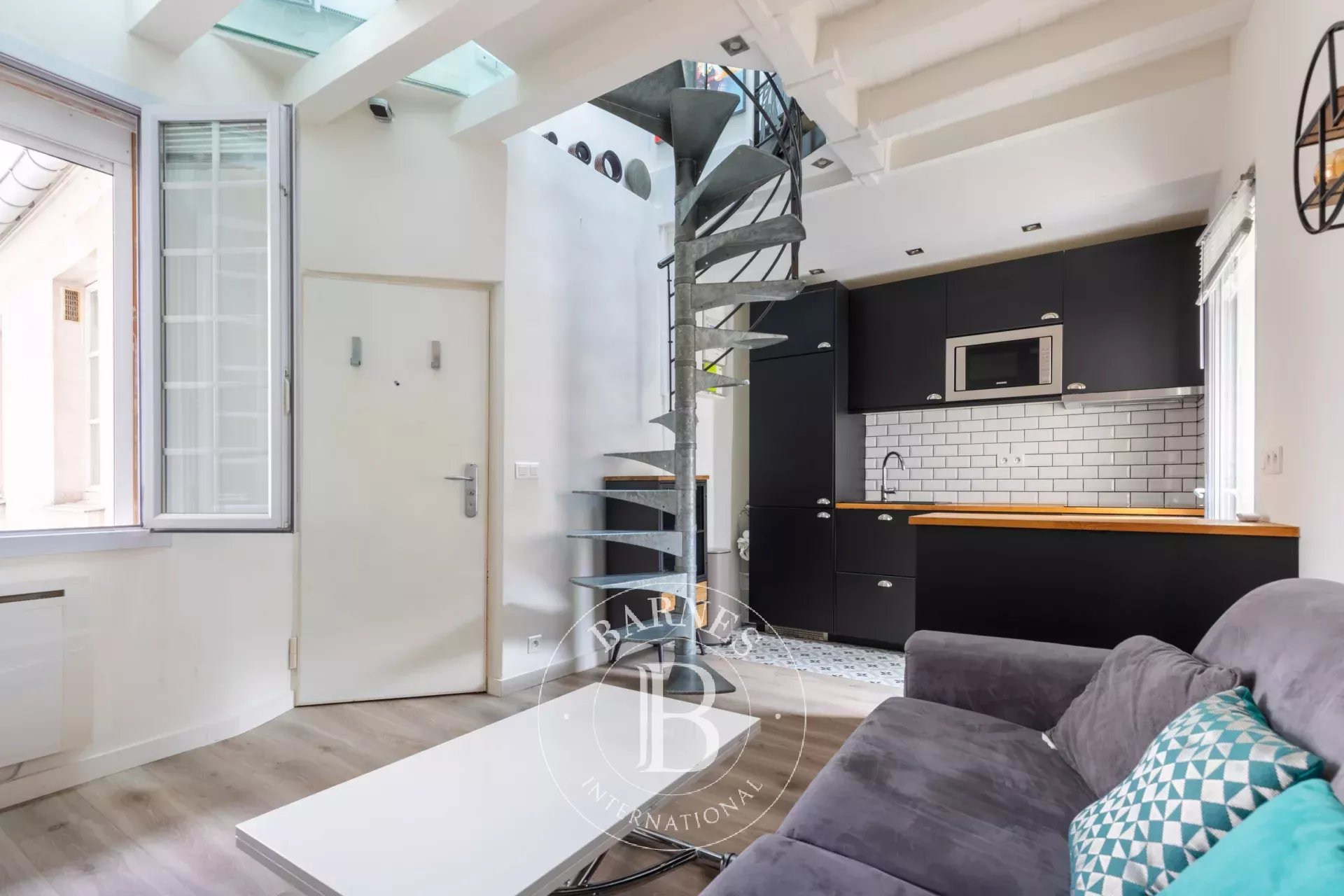 Daire Paris 2ème - picture 5