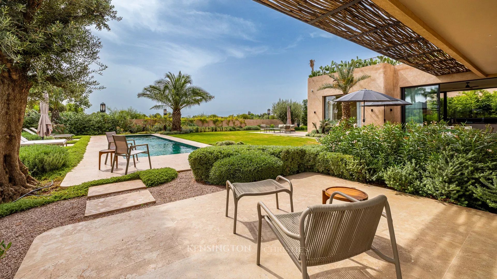 5 Bedroom Villa/Townhouse's Image 15