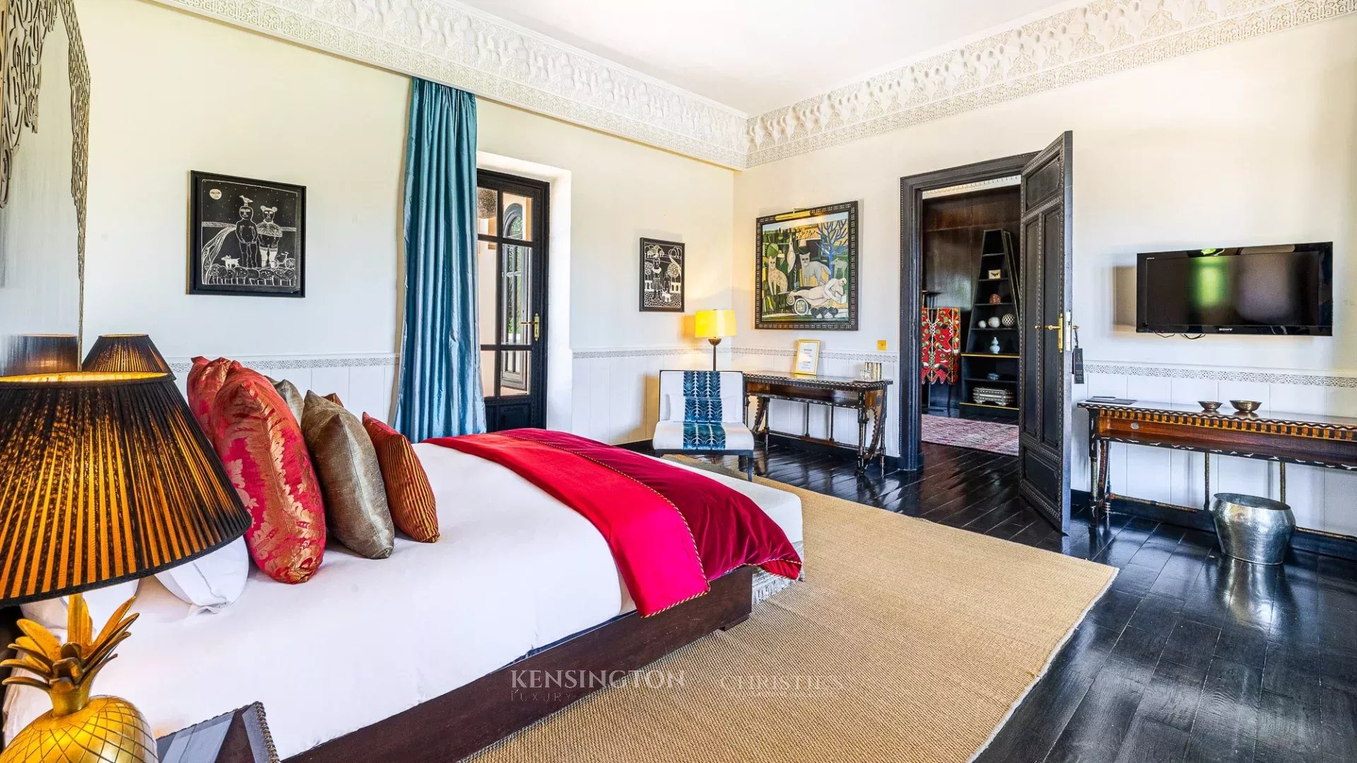 6 Bedroom Villa/Townhouse's Image 70