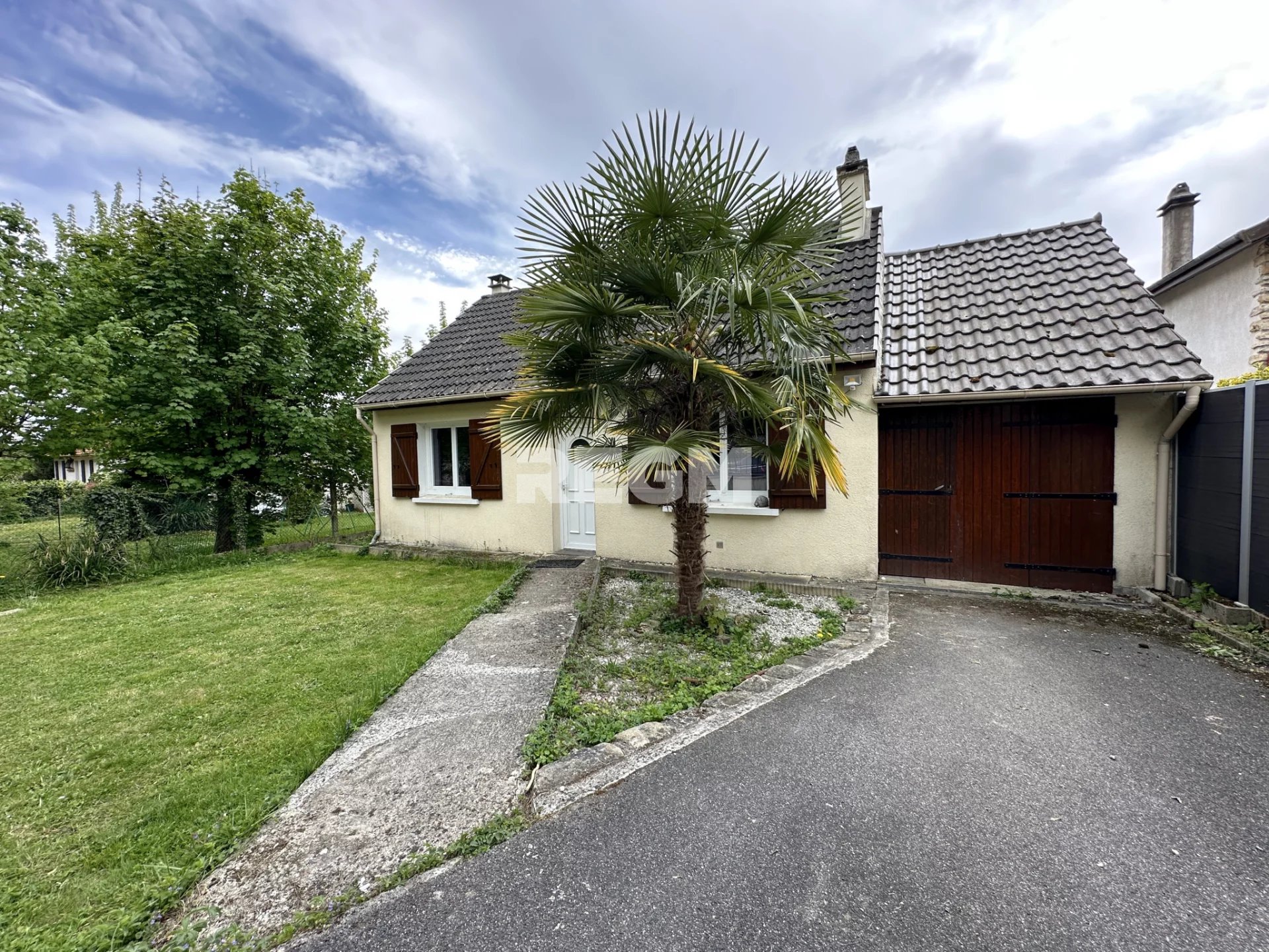 Maison 3 chambres, garage sur 611m2 de terrain