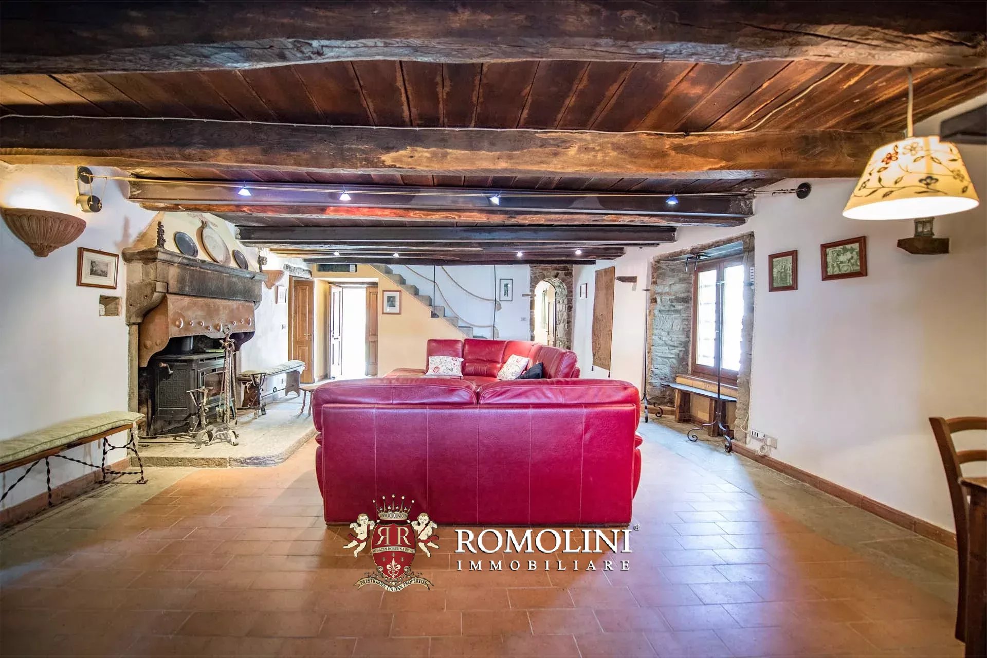 8 Bedroom Villa/Townhouse's Image 38