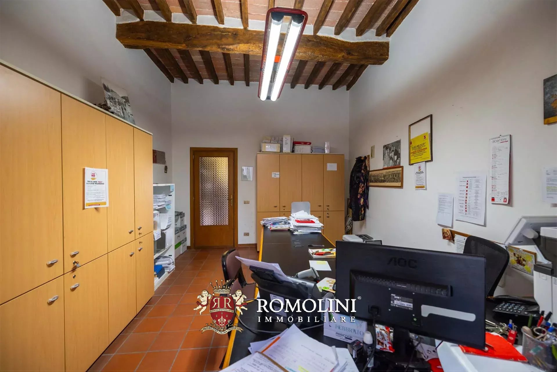 8 Bedroom Villa/Townhouse's Image 15