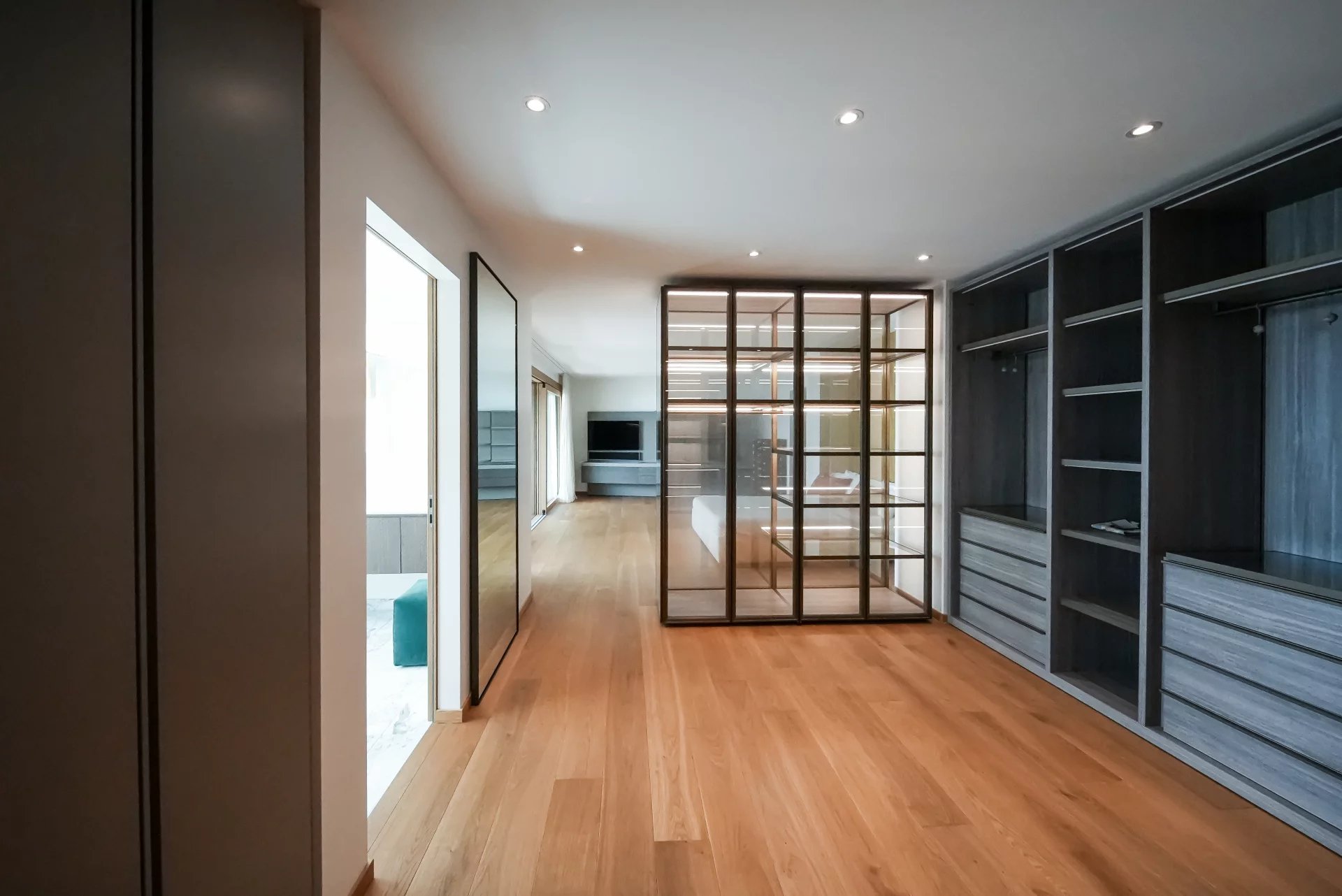 Villa d'exception en première ligne du lac !