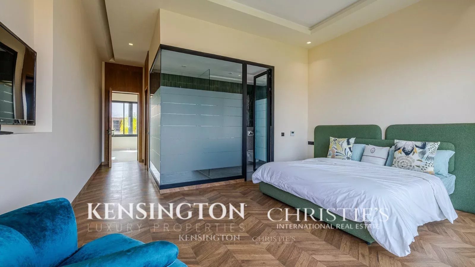 4 Bedroom Villa/Townhouse's Image 15