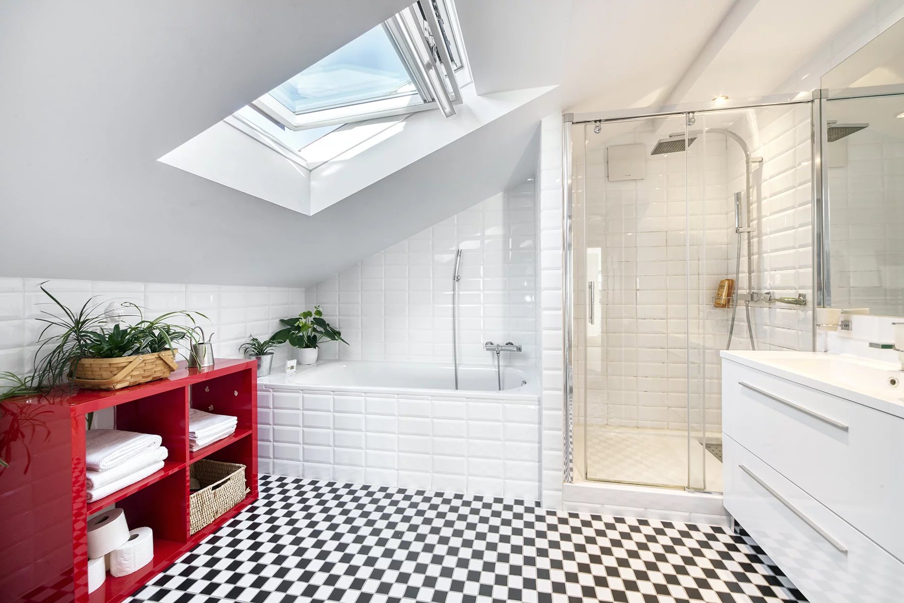 Chardonne : Splendide Chalet rénovée avec annexe habitable, vue spectaculaire!