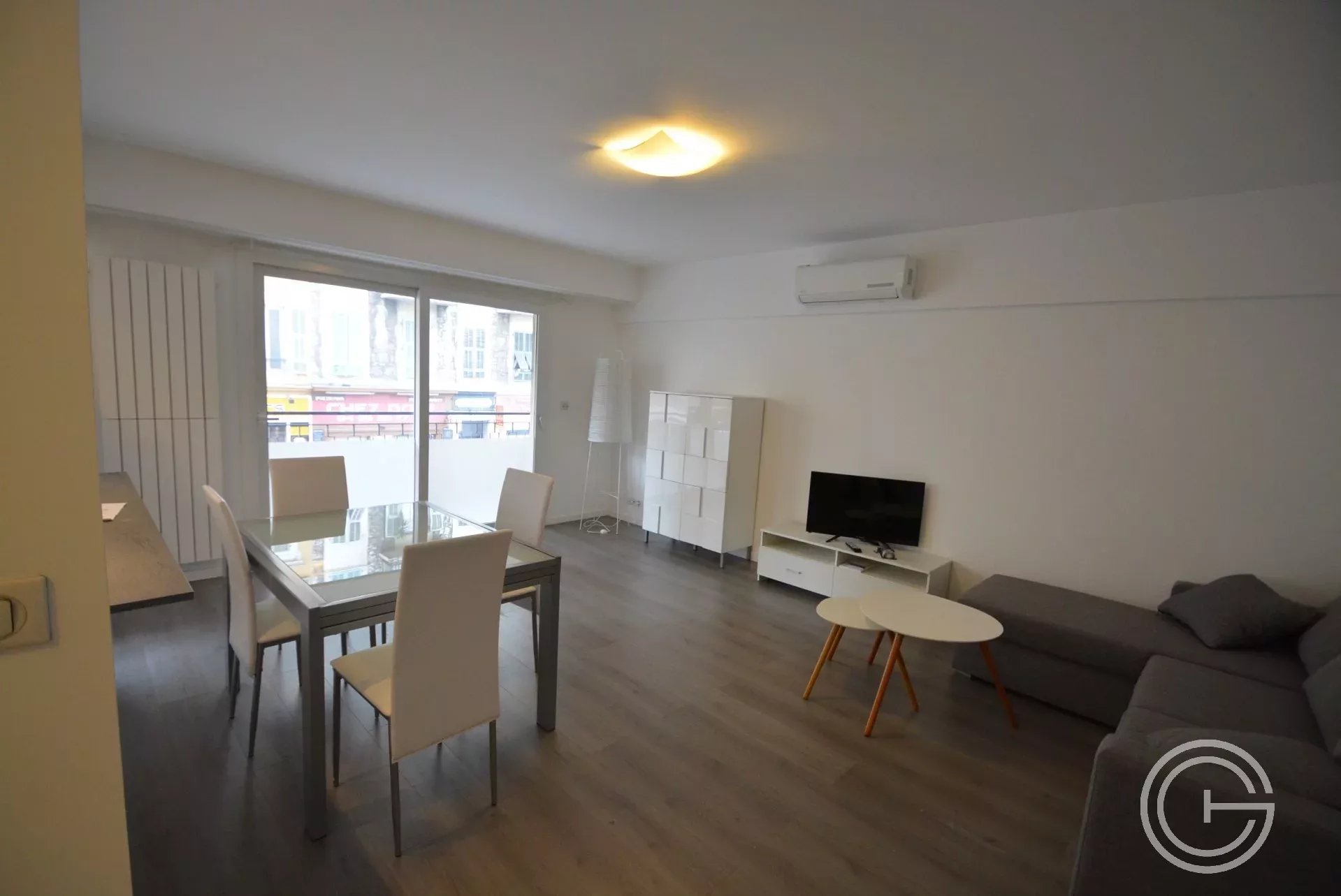 Location Appartement Nice Le Port