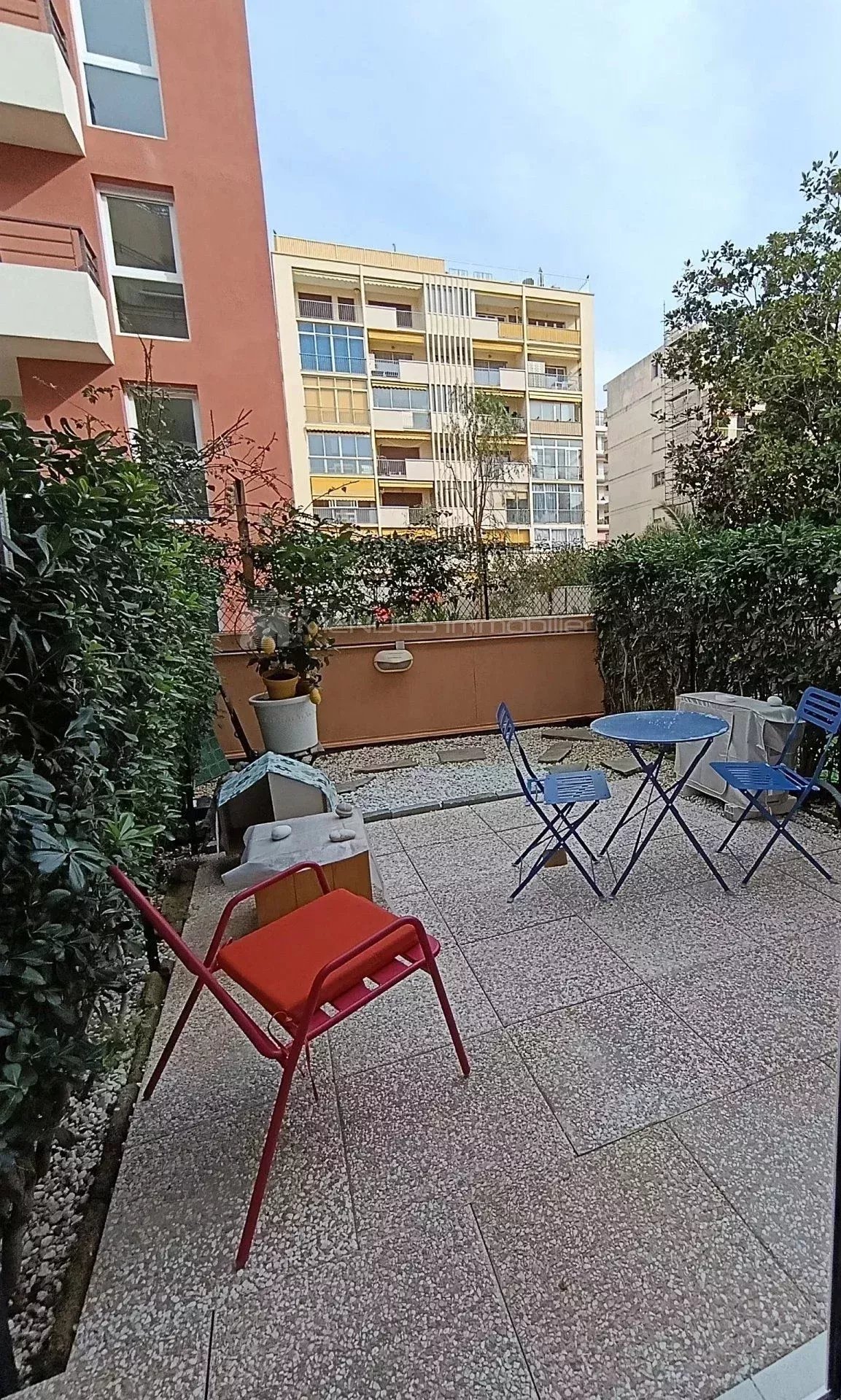 CHARMANT STUDIO CALME CARNOLES ROQUEBRUNE CAP MARTIN
