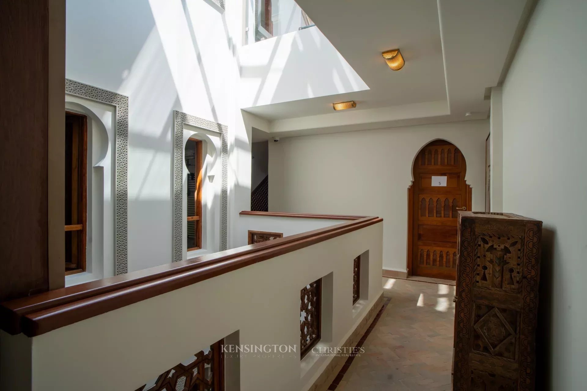 8 Bedroom Villa/Townhouse's Image 32