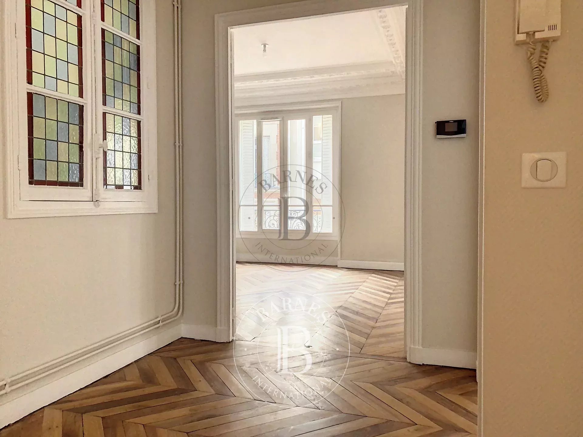 Daire Paris 10ème - picture 7