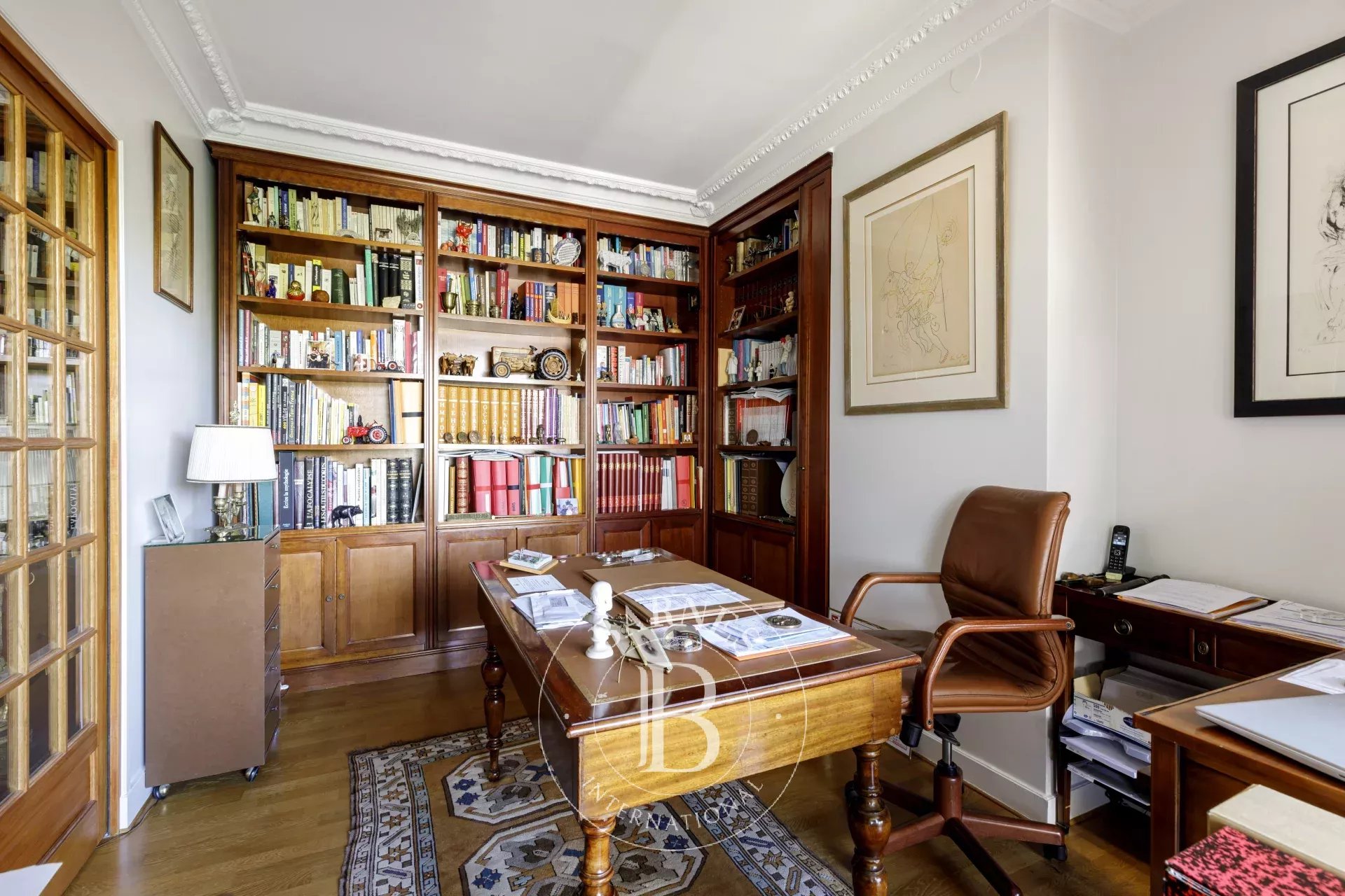 Neuilly - Château - 2 or 3-bedroom apartment - Greenery - Balcony - picture 8