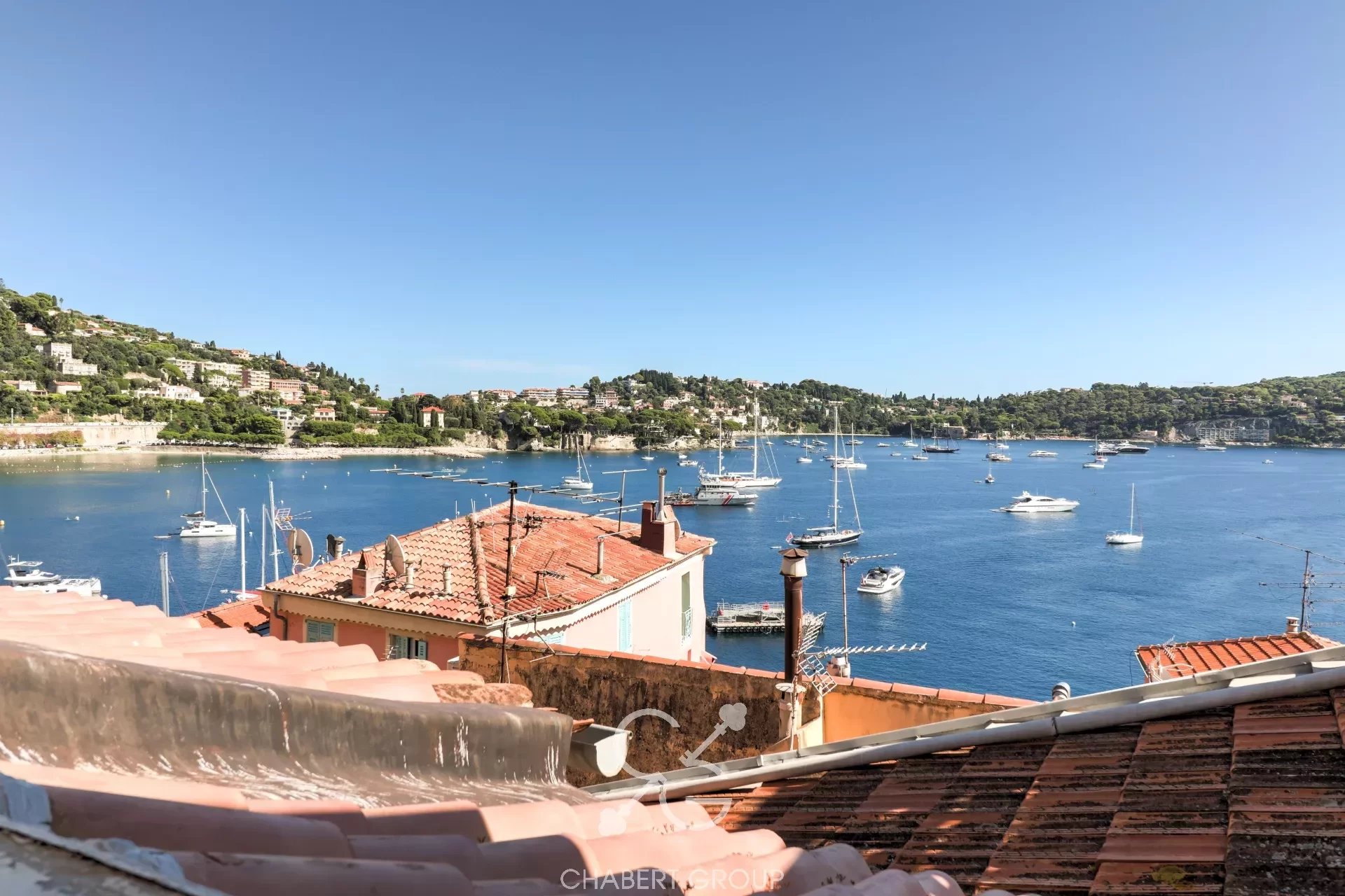 VILLEFRANCHE SUR MER - VIEILLE-VILLE - APPARTEMENT 2 PIÈCES