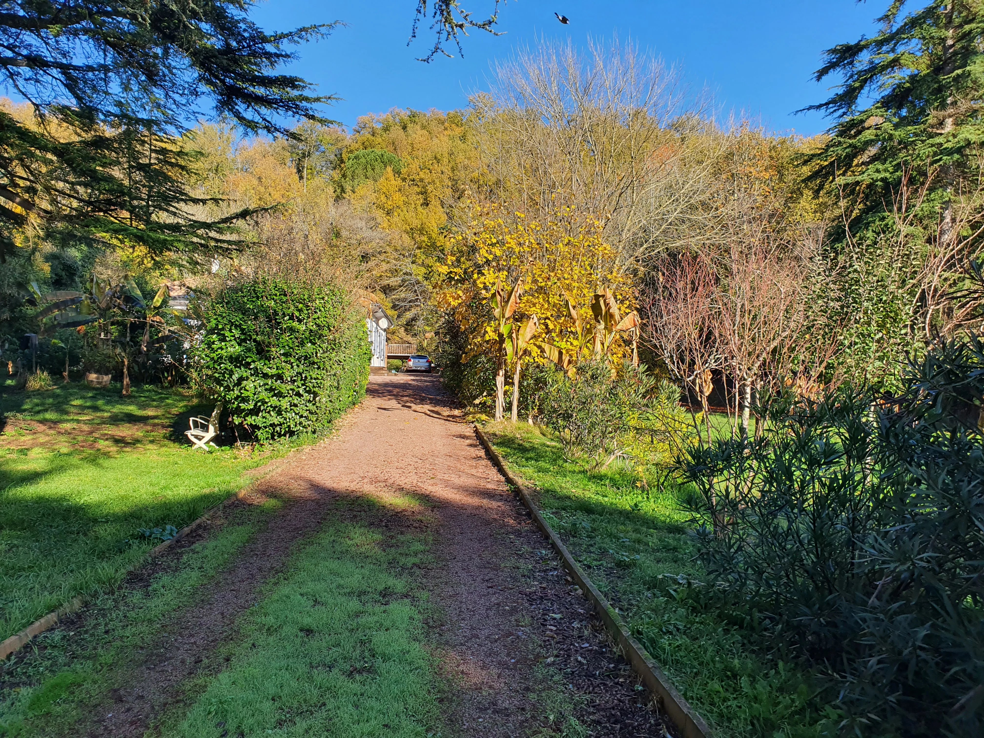 House in Sainte-Foy-la-Grande - Image 2