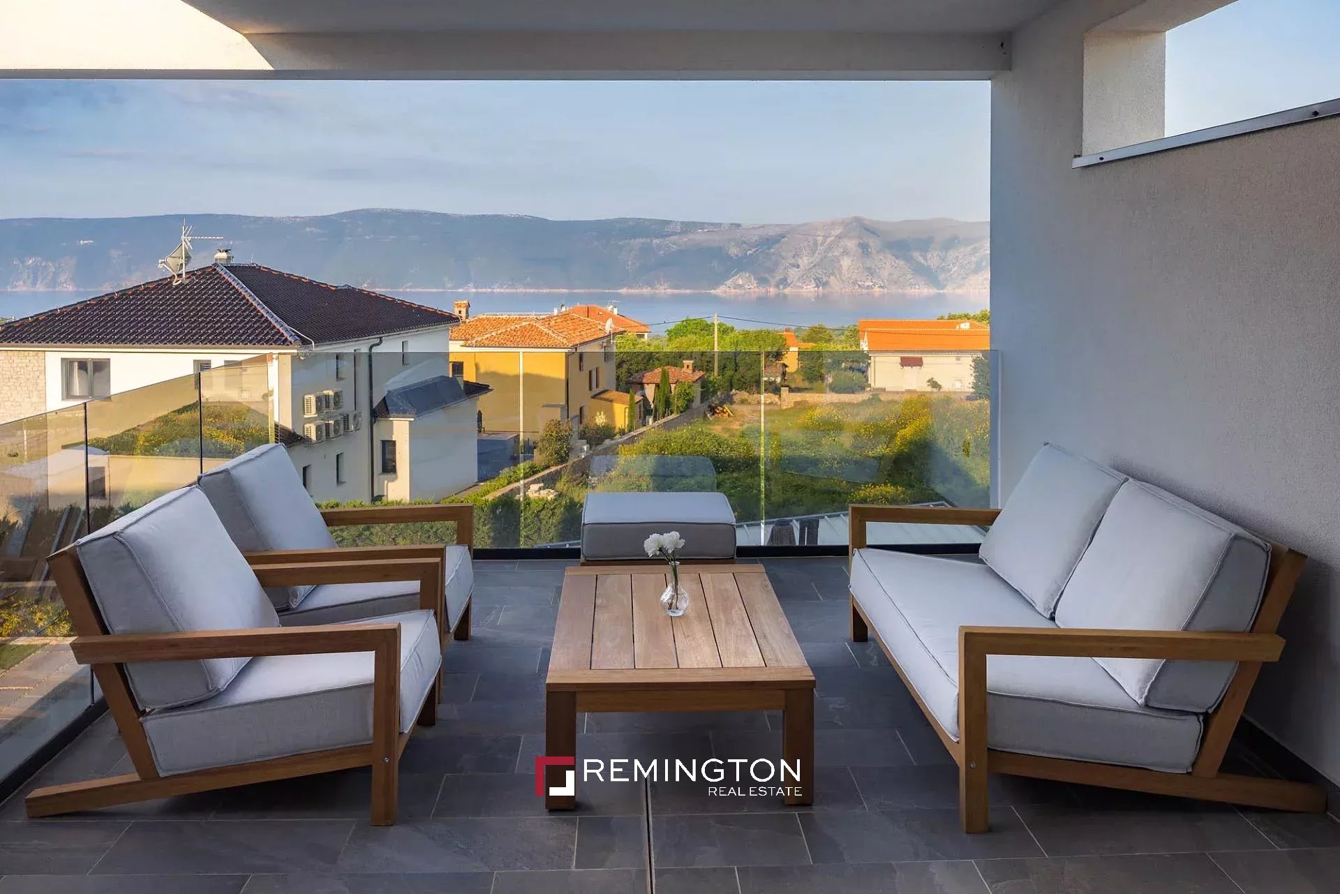 3 Bedroom Villa/Townhouse's Image 4